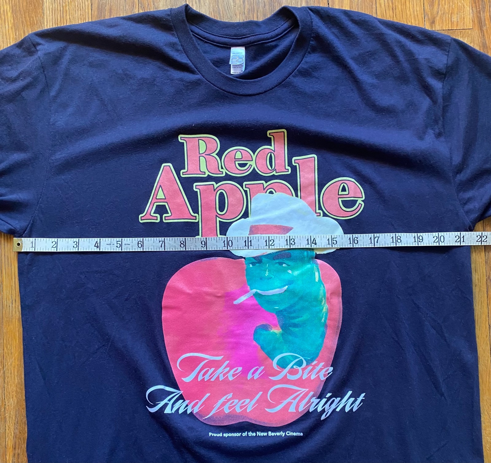 Red Apple cigarettes t shirt New Beverly Cinema Quentin Tarantino Navy Large gallery
