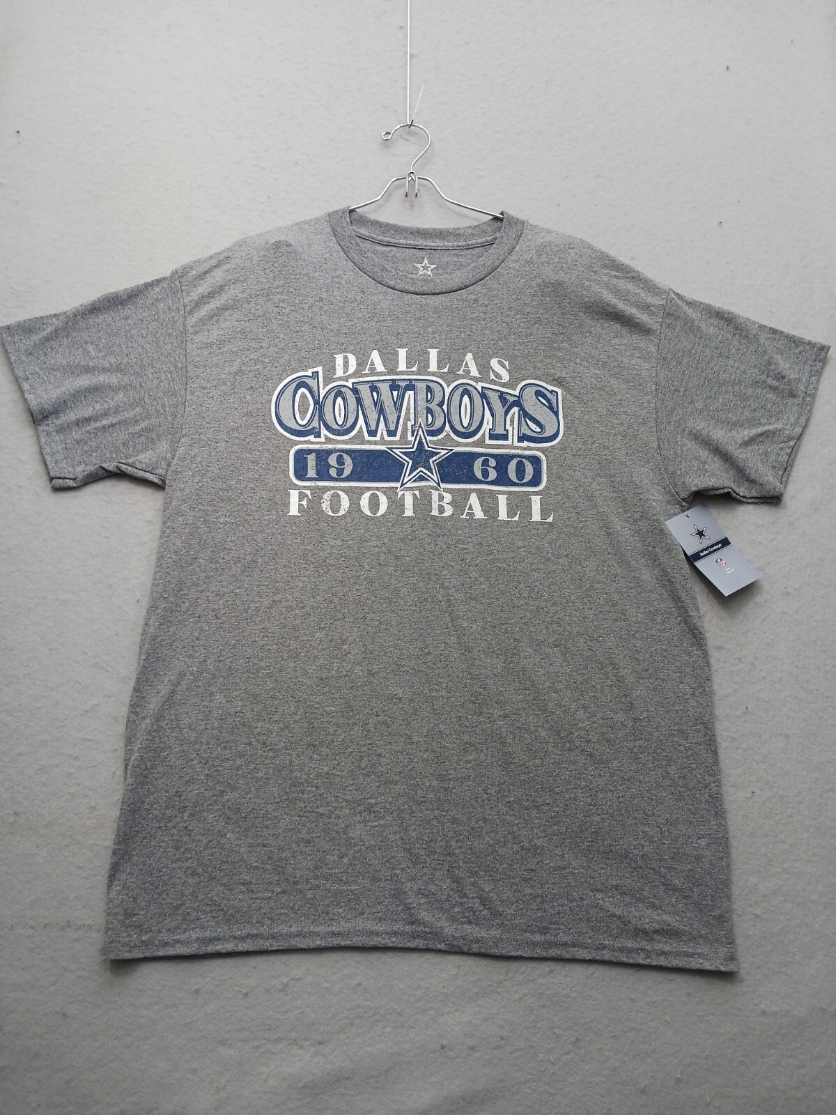 Dallas Cowboys Men's Heather Gray T-Shirt L Distressed 1960 Graphic 3067 gallery
