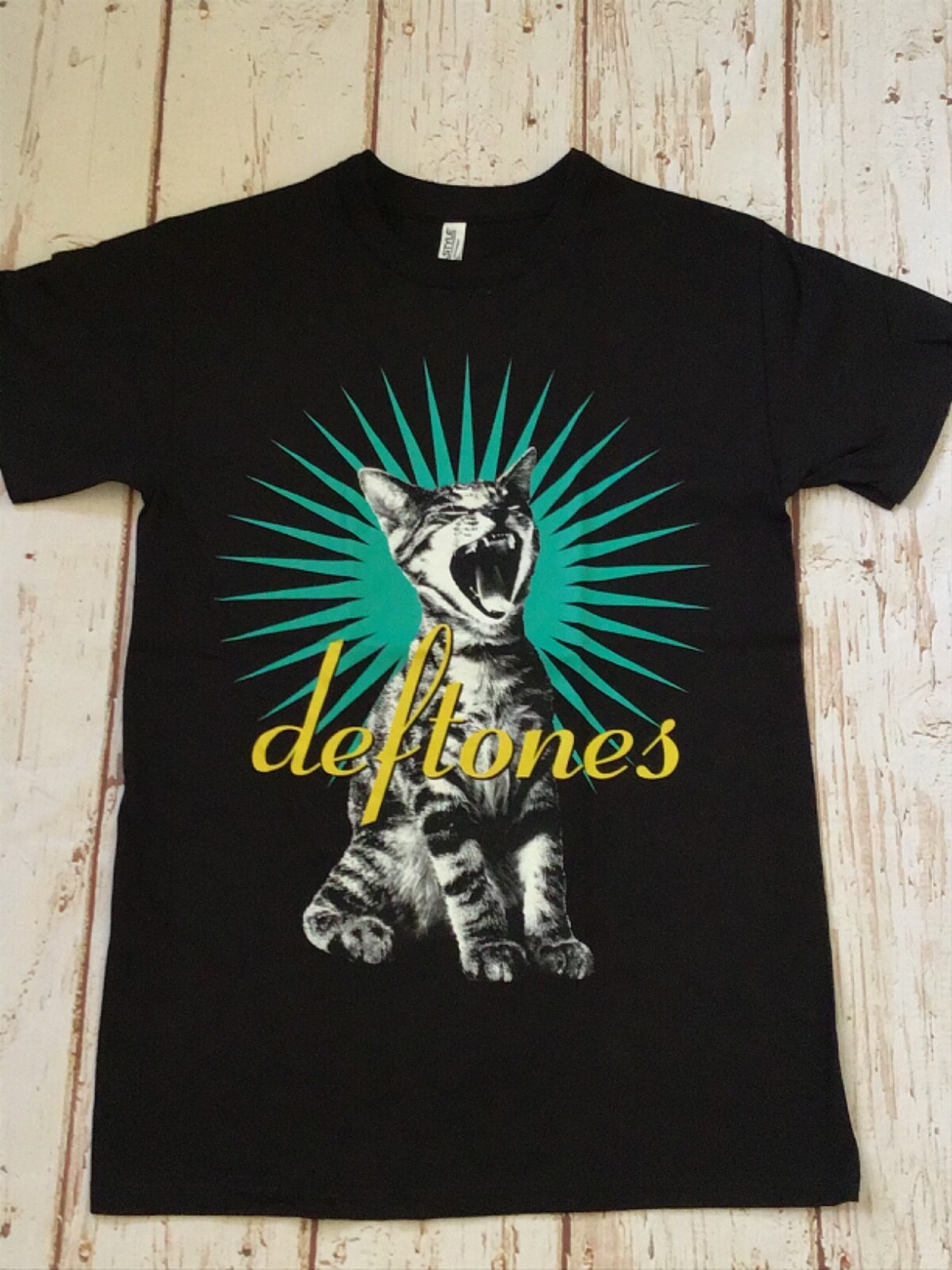 NEW- DEFTONES - CAT LOGO - BAND T-SHIRT gallery
