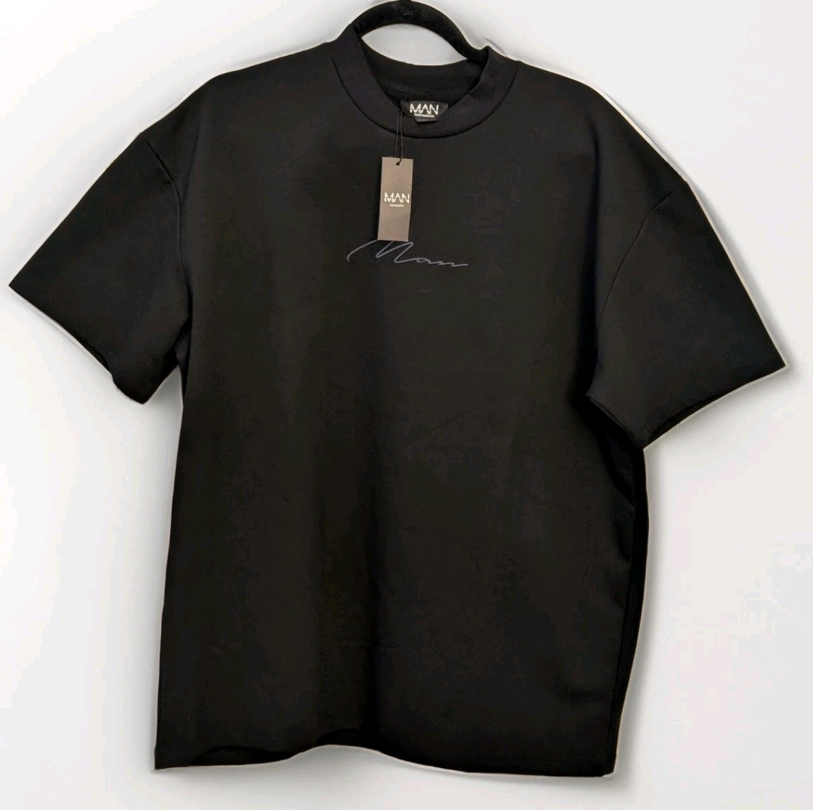 NWT BooHooMAN Black Oversized Crew Neck Short Sleeve Knit T-Shirt Logo Size M gallery