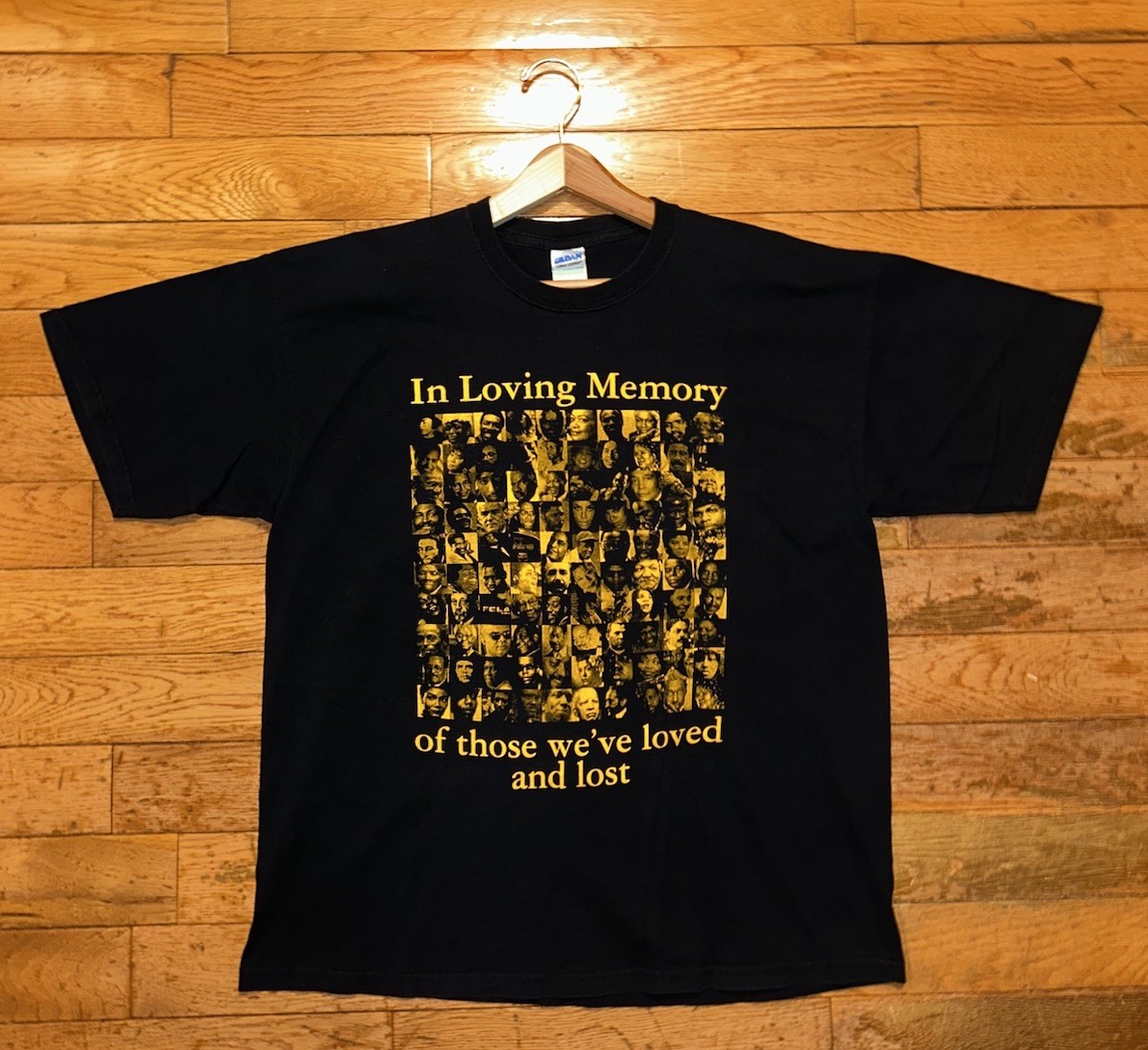 Vintage Akeem Collection Y2K Streetwear 2000 In Memory Rap Tee XL Tupac MLK gallery
