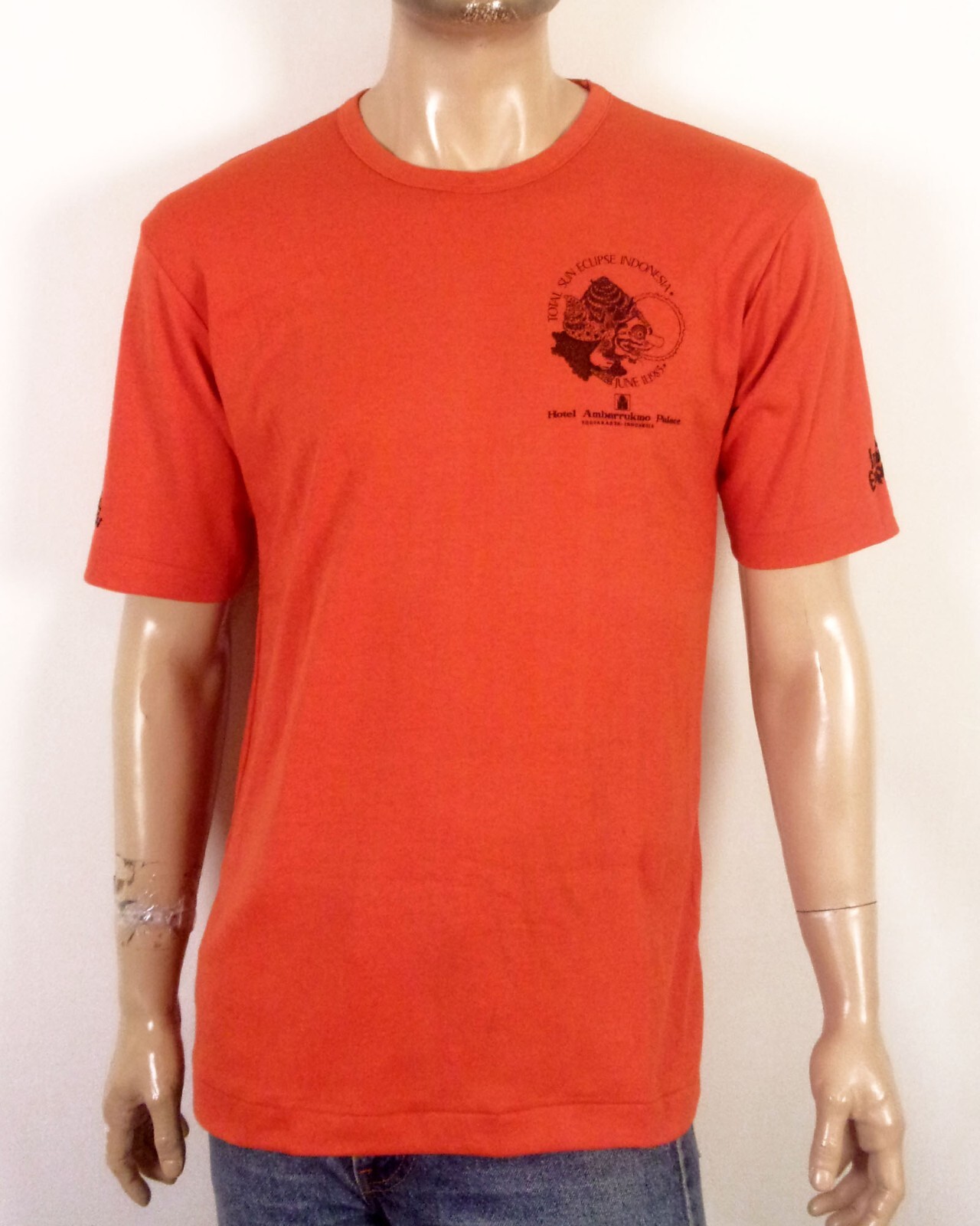 vintage 80s RARE Indonesia T-Shirt Hotel Ambarrukmo Palace 1983 Sun Eclipse L gallery