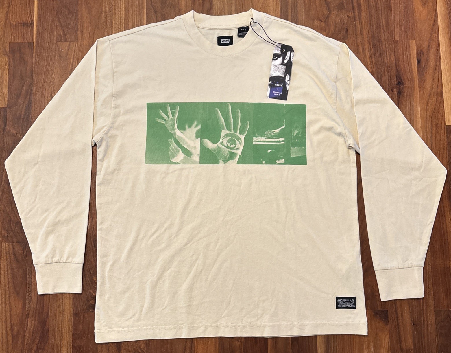 Levi's X Roemello Ugale T-shirt Size M Skateboard Graphic Streetwear NWT $44 gallery