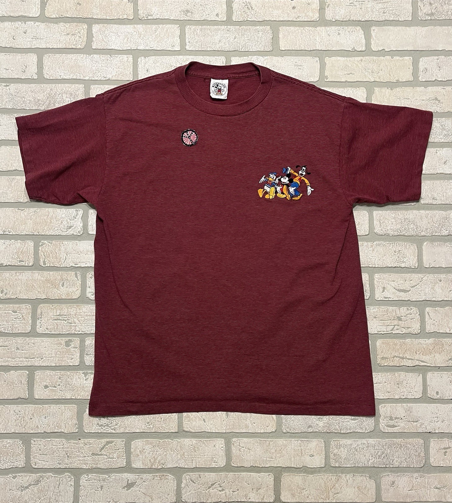 Vintage Mickey & Co Disney Single Stitch Peace Logo Mickey Donald Goofy OSFA Tee