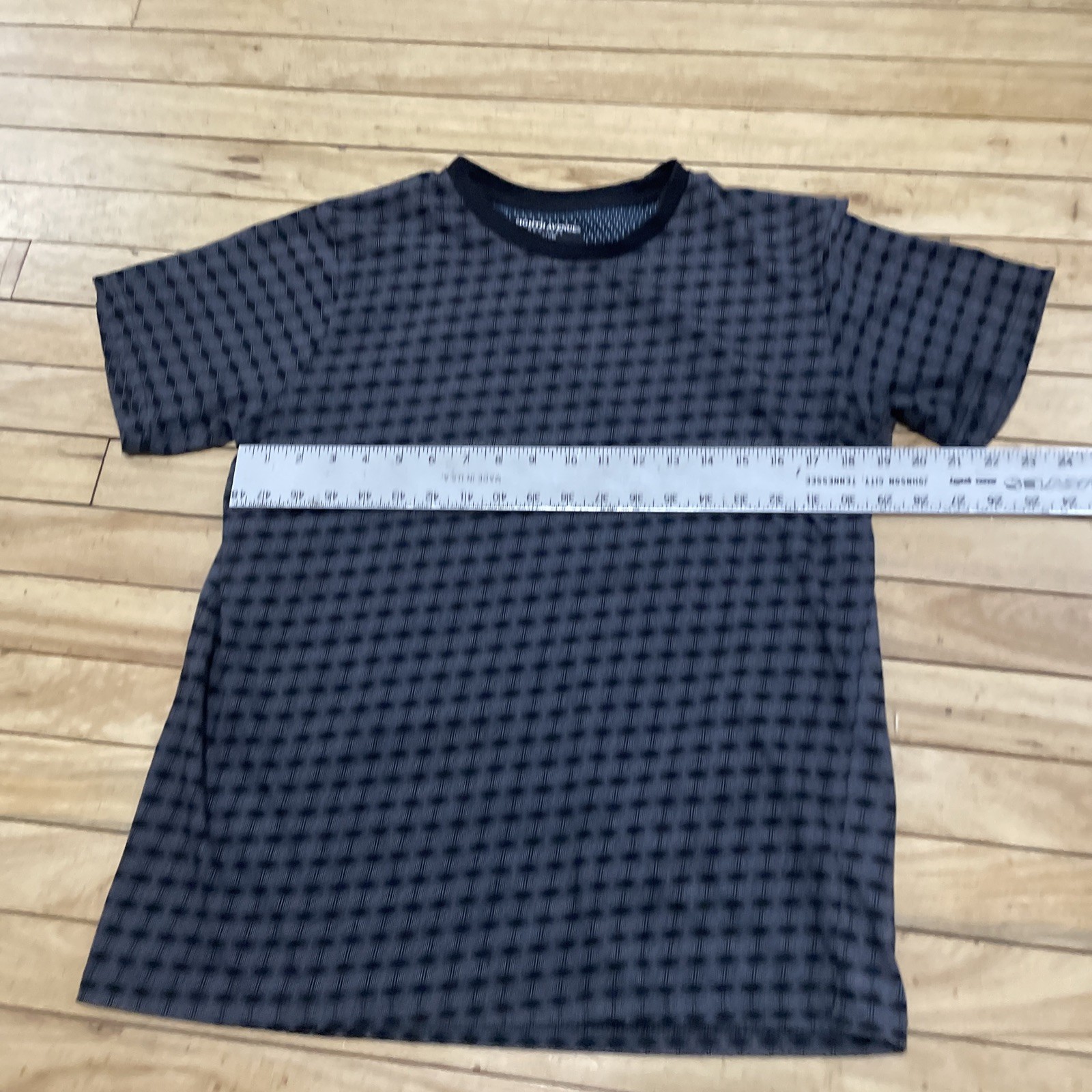 Eighth Avenue Geometric T Shirt Men M Gray Black Art Deco Cube Hexagon Diamond gallery