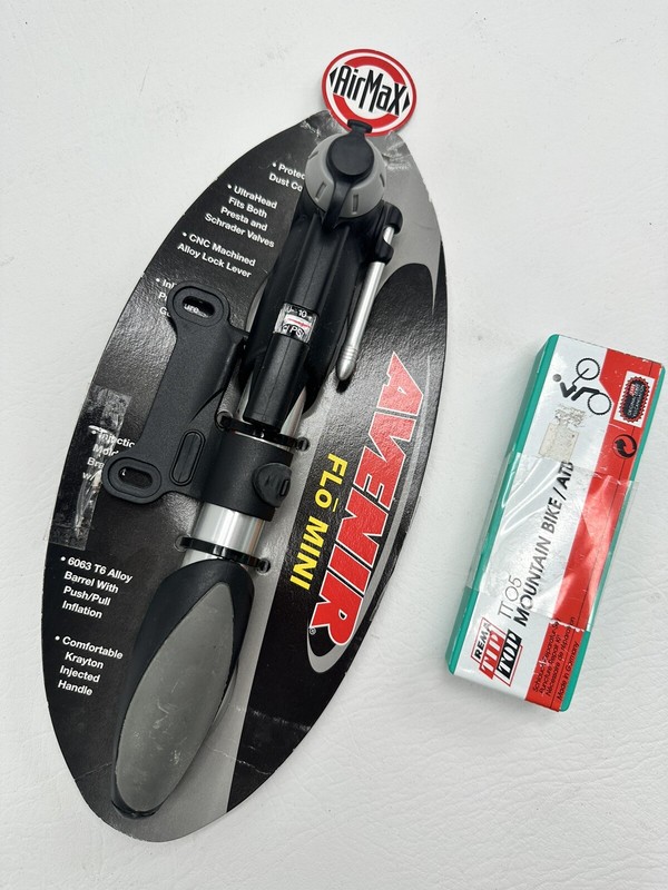 AirMax Avenir Flo Mini compact bike pump With TT O5 Mountain Bike Tire Kit