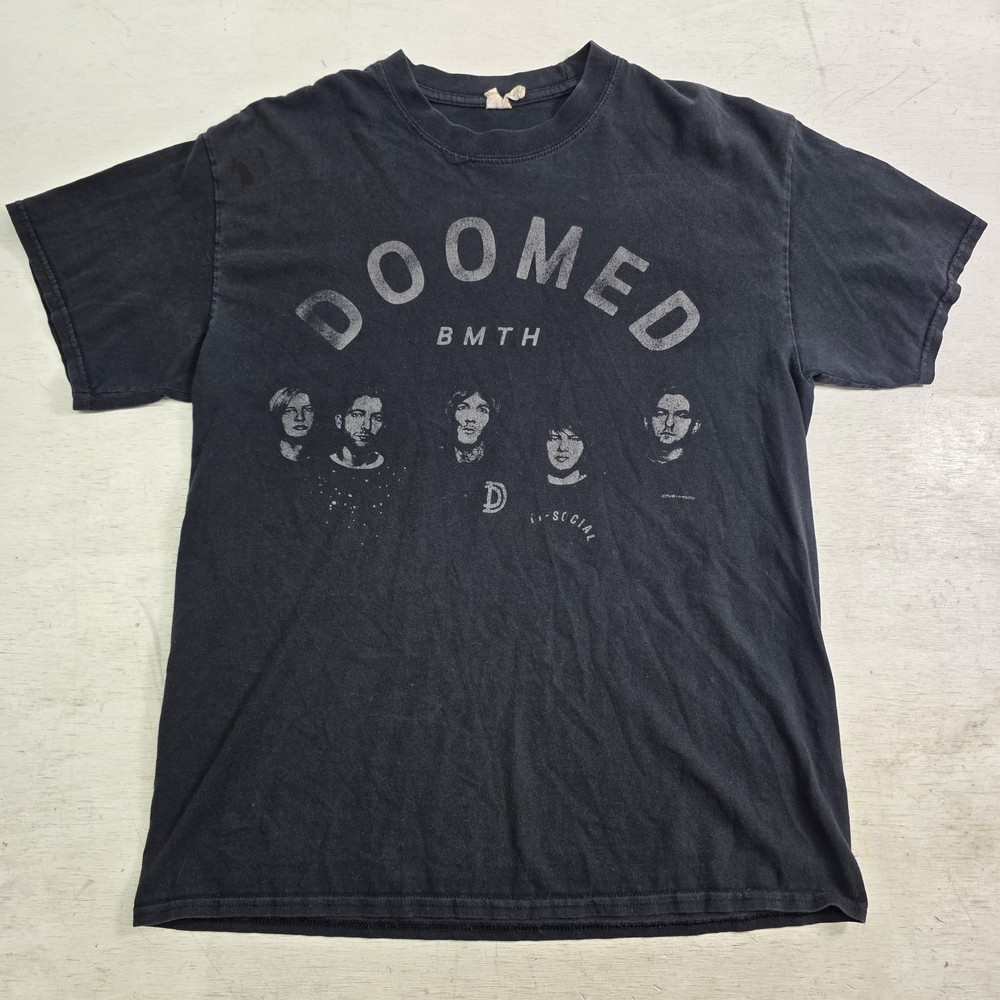 Bring Me The Horizon “Doomed” BMTH Black Fade Band Graphic T-Shirt Men’s Sz L