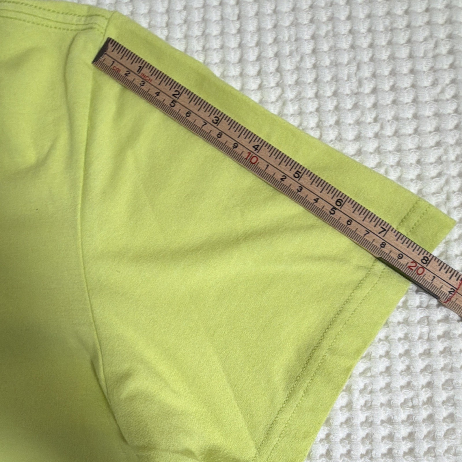 Patagonia Men’s Green Graphic Logo Crew Neck Short Sleeve Cotton/Poly Knit M gallery