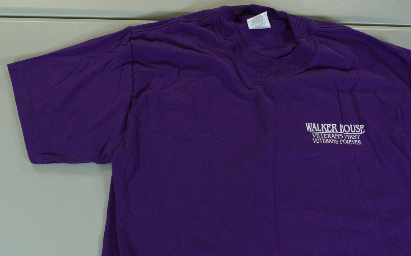 Jerzees Shirt Mens Medium Purple Walker House Veterans Forever Graphic Tee gallery
