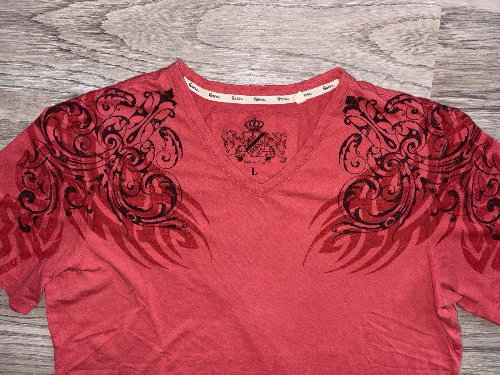 Vintage Guess Tribal Tattoo T-Shirt Mens (L) Affliction Goth Grunge Y2K Punk gallery