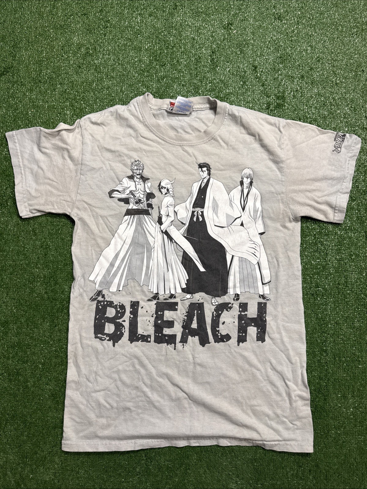 Vintage 2000s RIPPLE JUNCTION BLEACH ANIME T-SHIRT Size Small RARE gallery