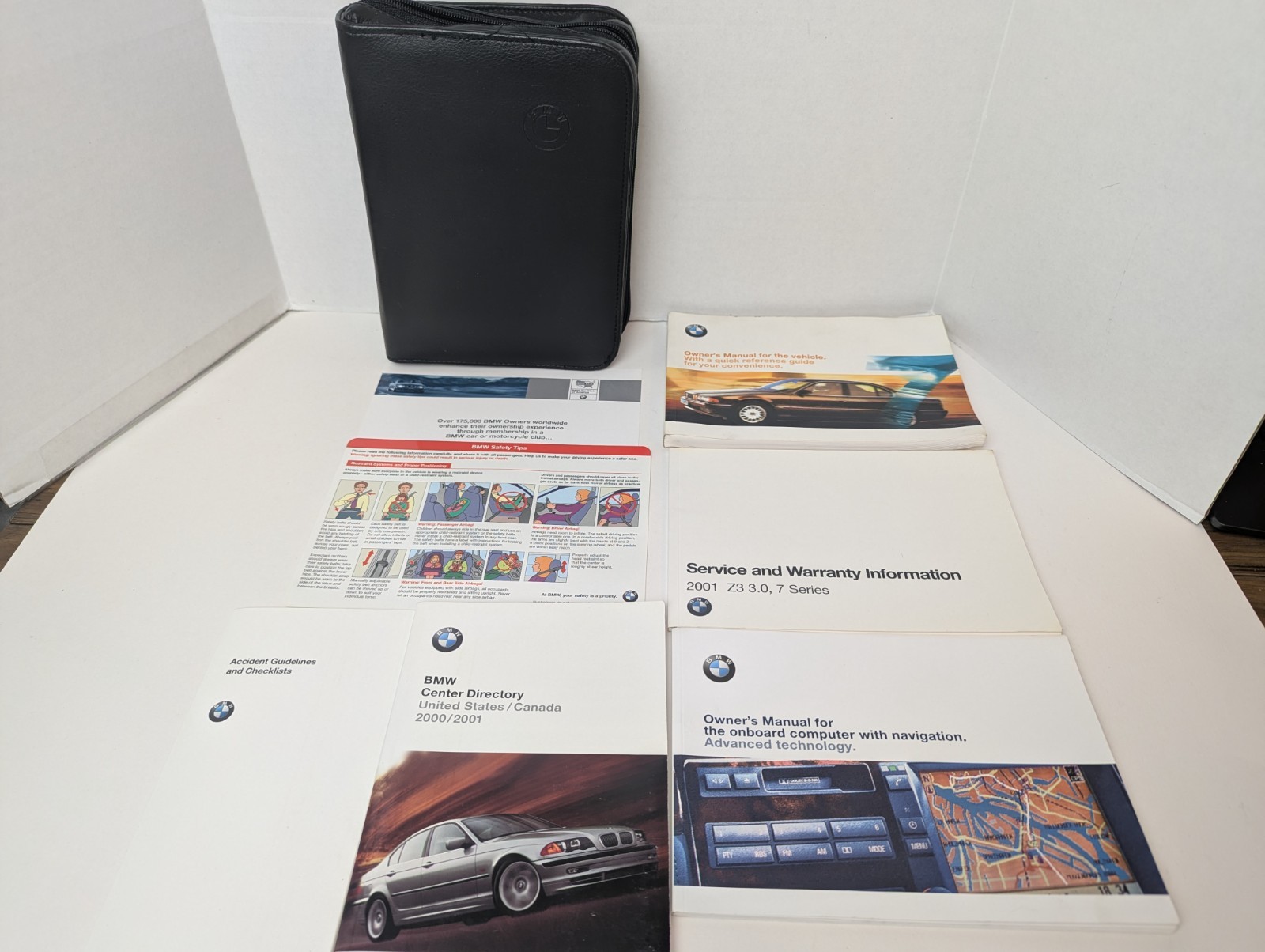 2001 BMW E38 Z3 3.0 728i 730i 740i 7 Series Owner’s Manual & Books with Case