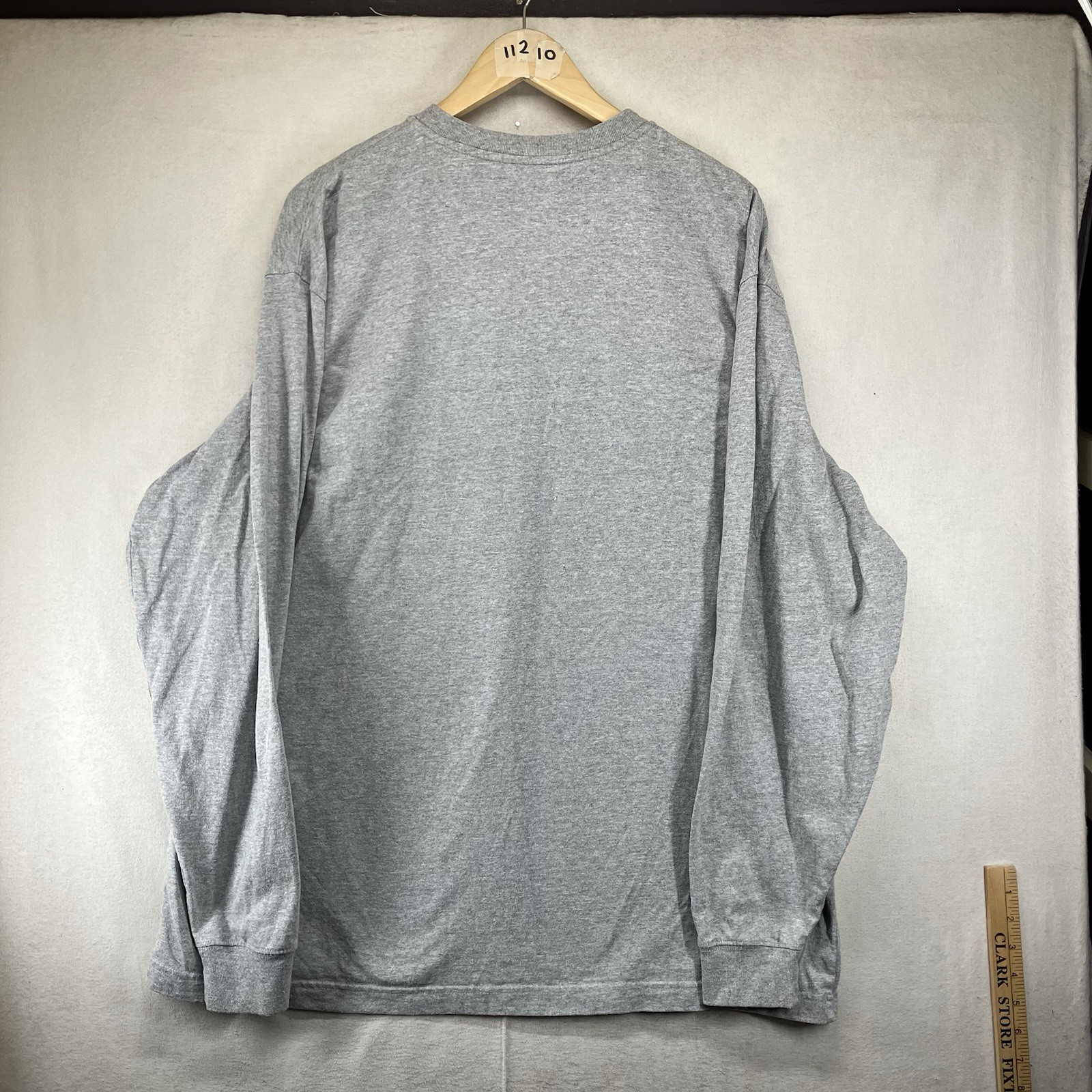 Y2K Carhartt T Shirt XL Heather Gray Henley Neck LS Heavy Cotton Blend 2016 EUC gallery