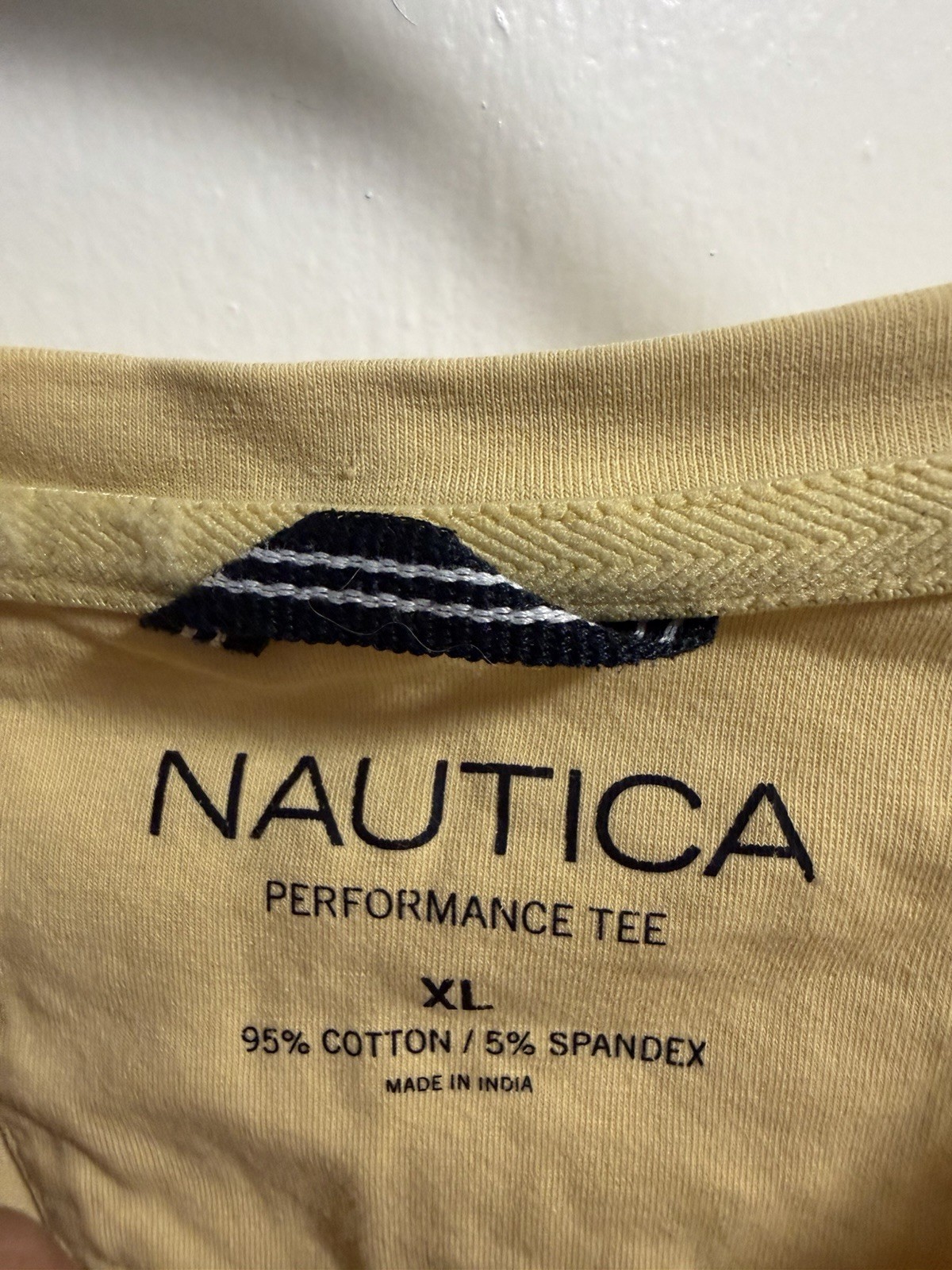 Nautica Performance Tee Yellow Men's V-Neck Short Sleeve T-Shirt XL Cotton gallery