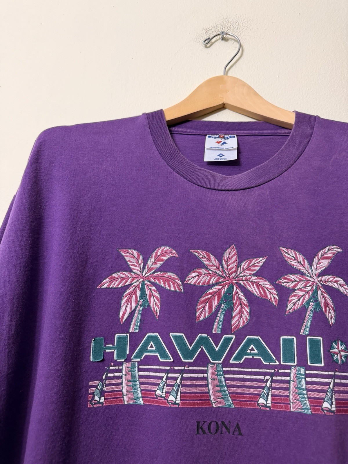 Vintage Kona Hawaii T Shirt Adult Size XL Custom Beaded Bottom 90s Souvenir Tee gallery