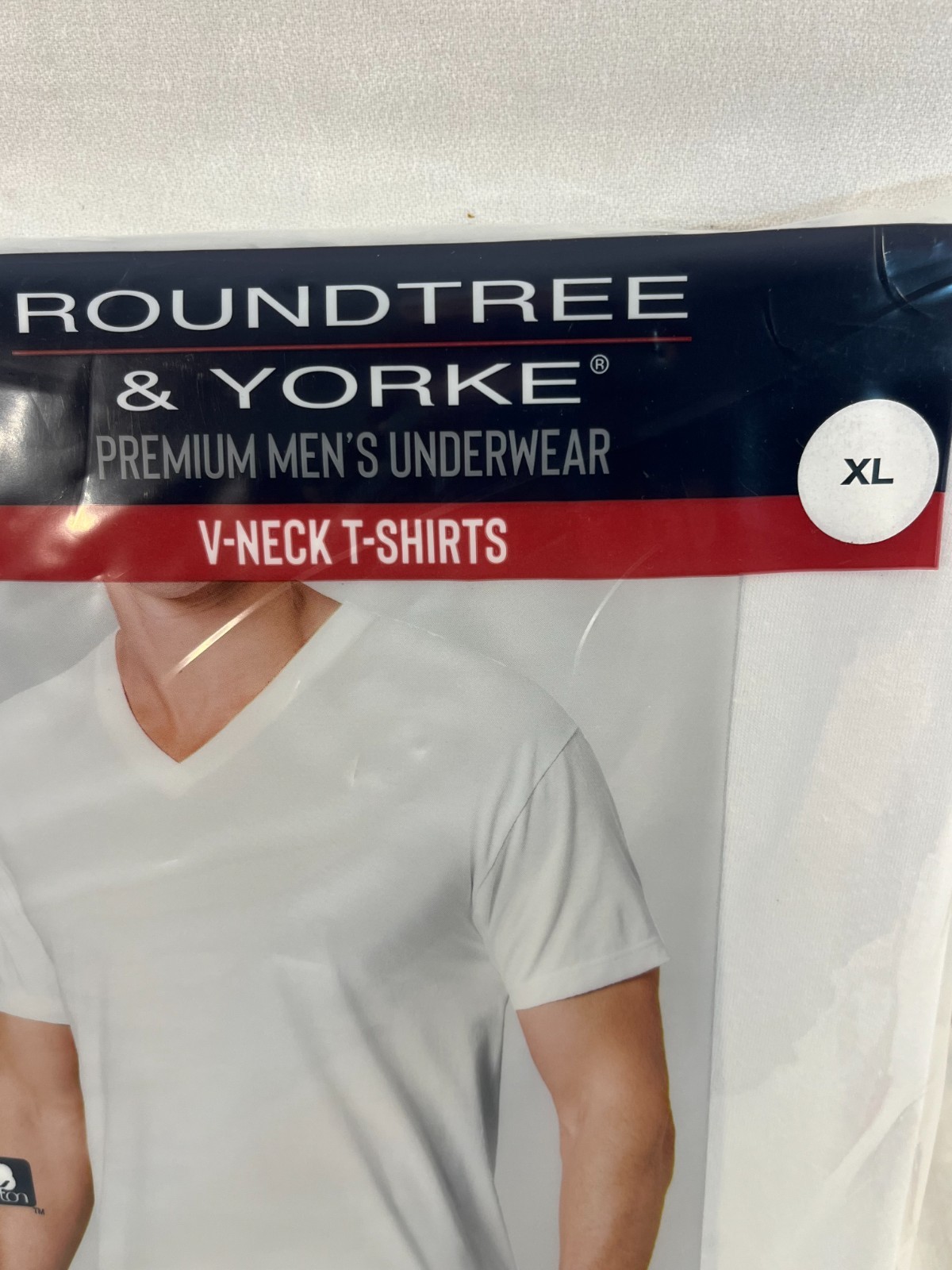 NIP Roundtree & Yorke 3-Pack V-Neck T-Shirts White Size XL 100% Combed Cotton gallery