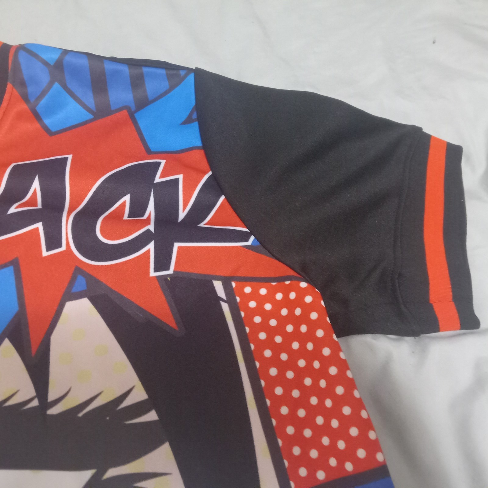 Black Pyramid Size M Short Sleeve Shirt Bold Colorful Graphic Comic Long Length gallery
