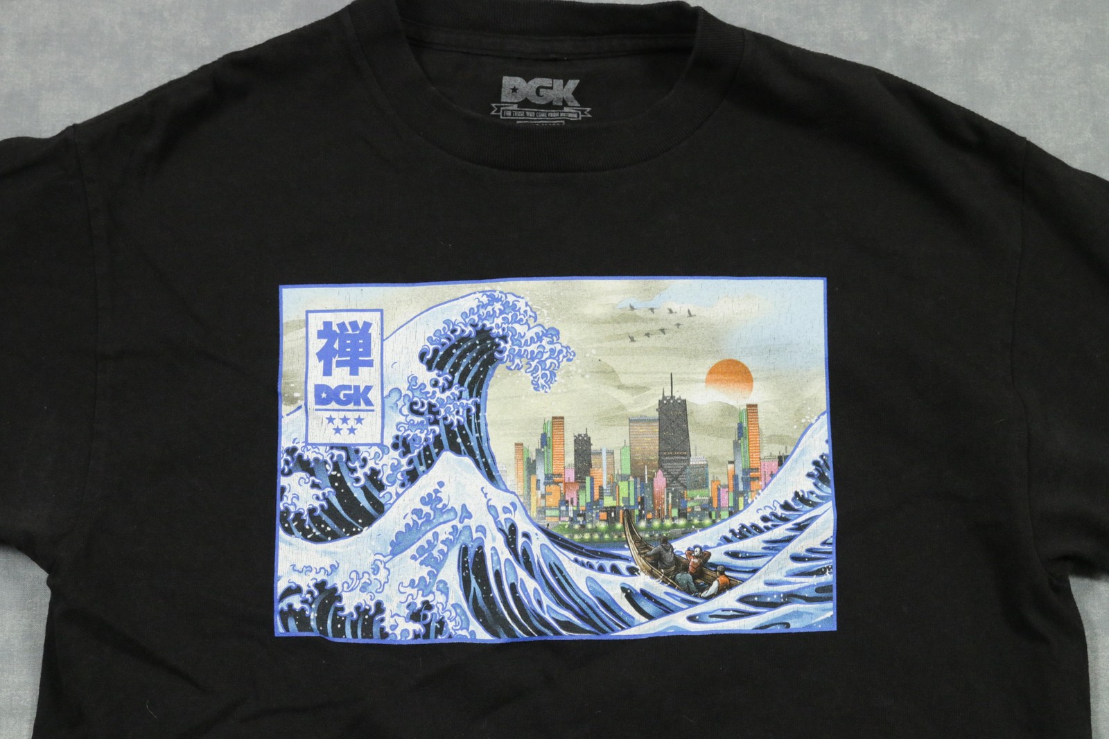 DGK Shirt Mens Medium Black Great Wave Chicago Graphic Tee Urban Skate T-Shirt gallery