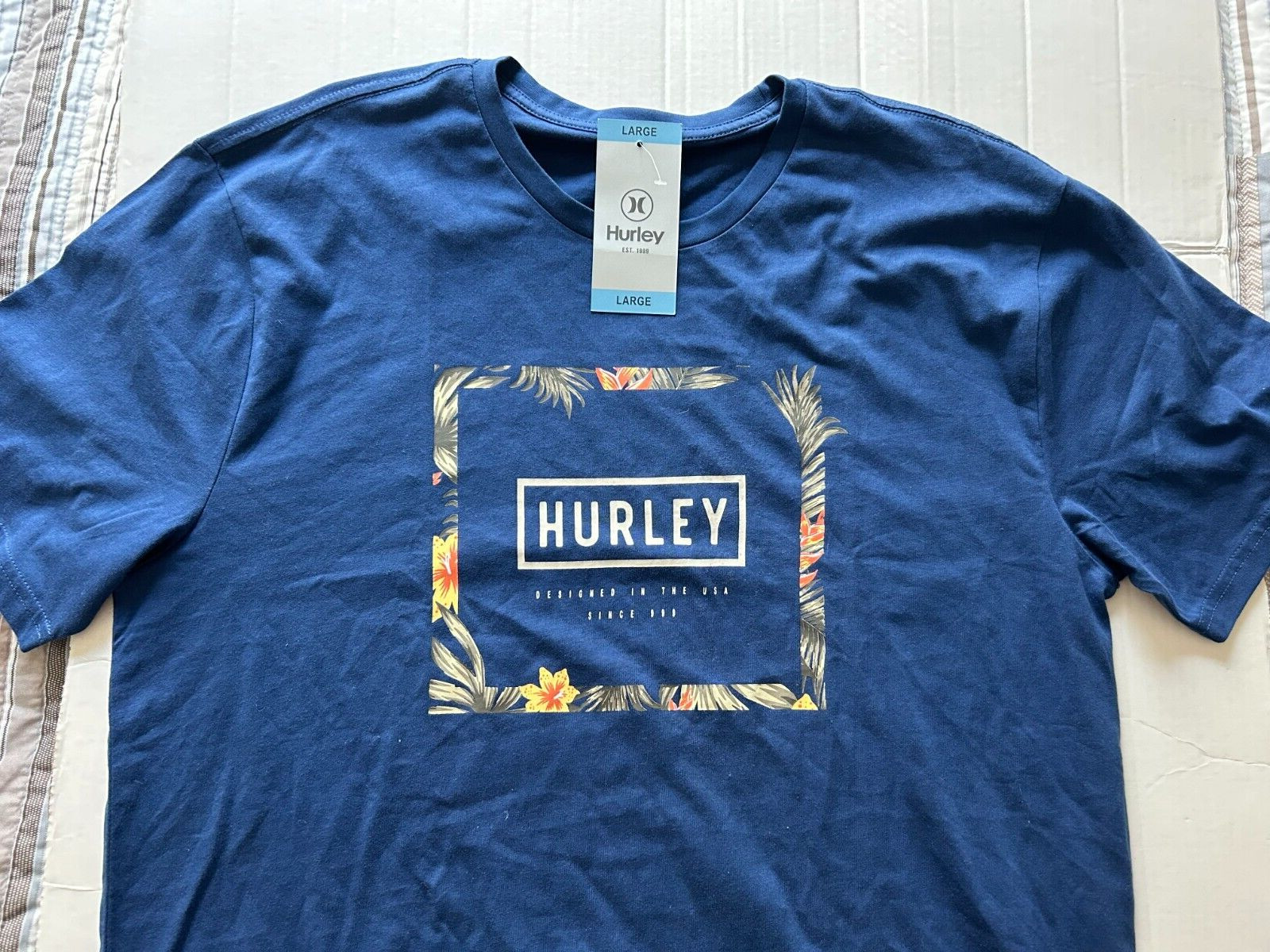 HURLEY SIZE LARGE DARK BLUE SHORT SLEEVE T-SHIRT...SEE DESCRIPTION gallery