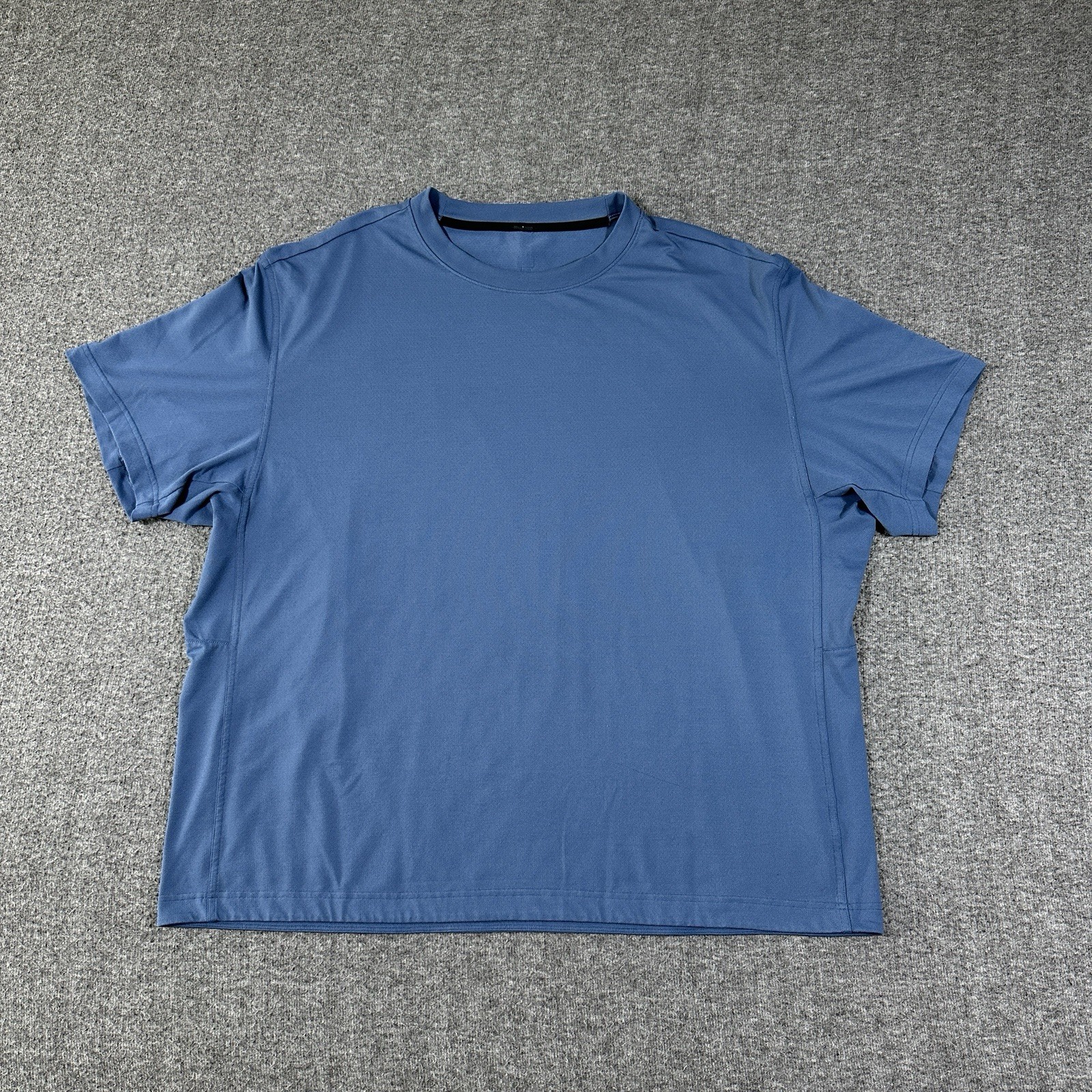2 Lululemon Men’s Easy Set Train Short Sleeve Shirts Blue Dark Green 2XL LOT gallery