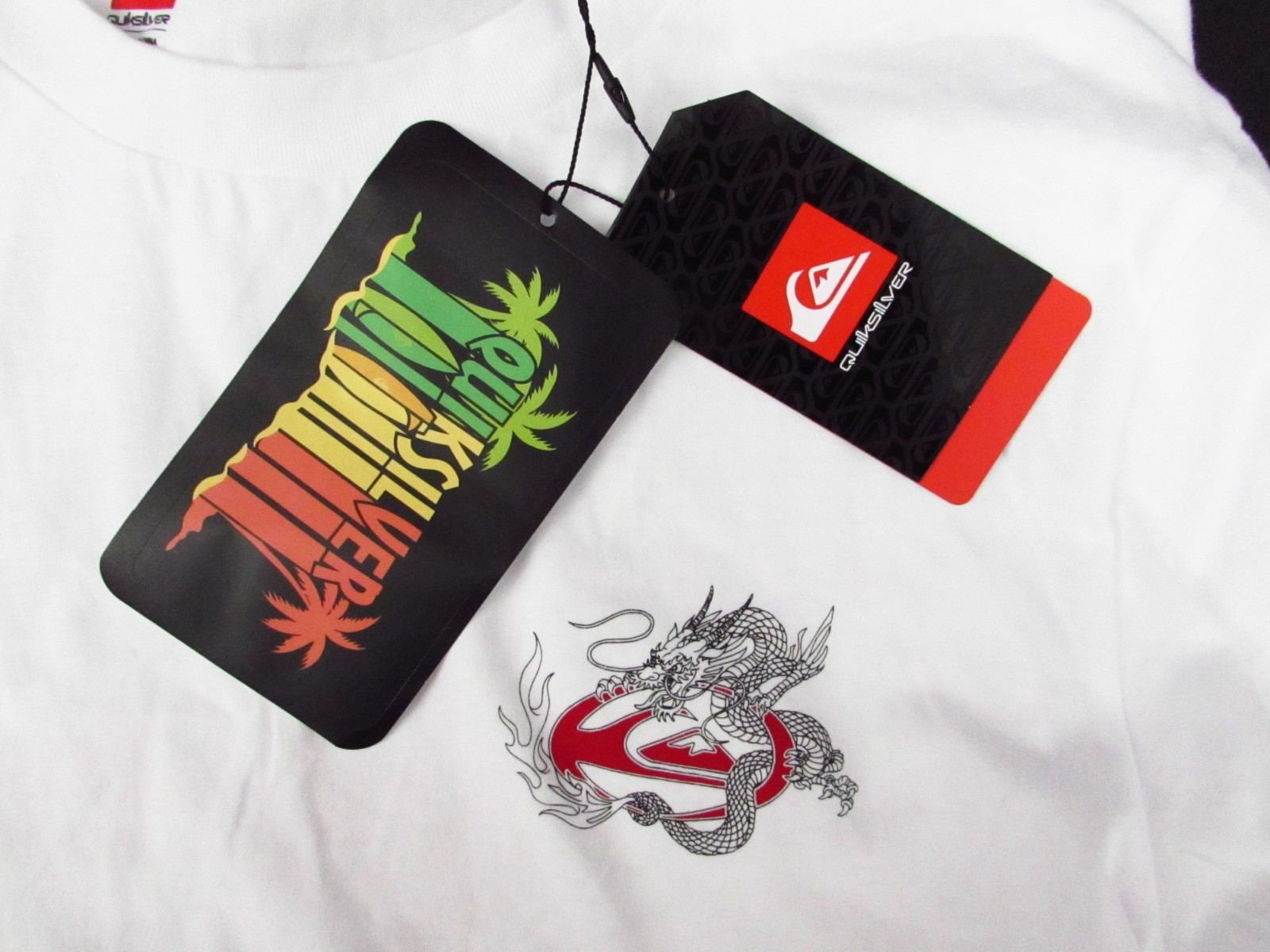 Quiksilver Men's Large T-Shirt White Cotton Dragon Graphic QS002072Y NWT. gallery