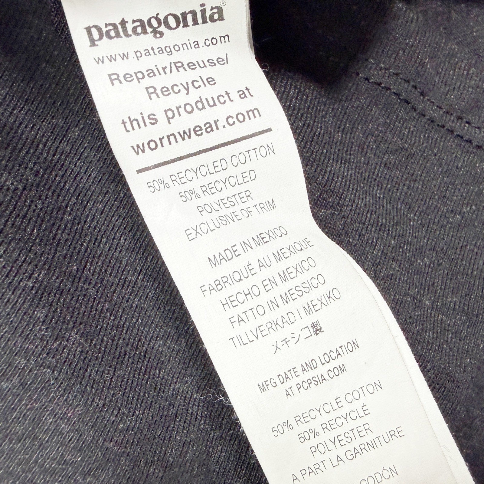 Patagonia Responsibili-Tee Tshirt Size M Mens Black Fitz Roy Icon 37665 NEW gallery