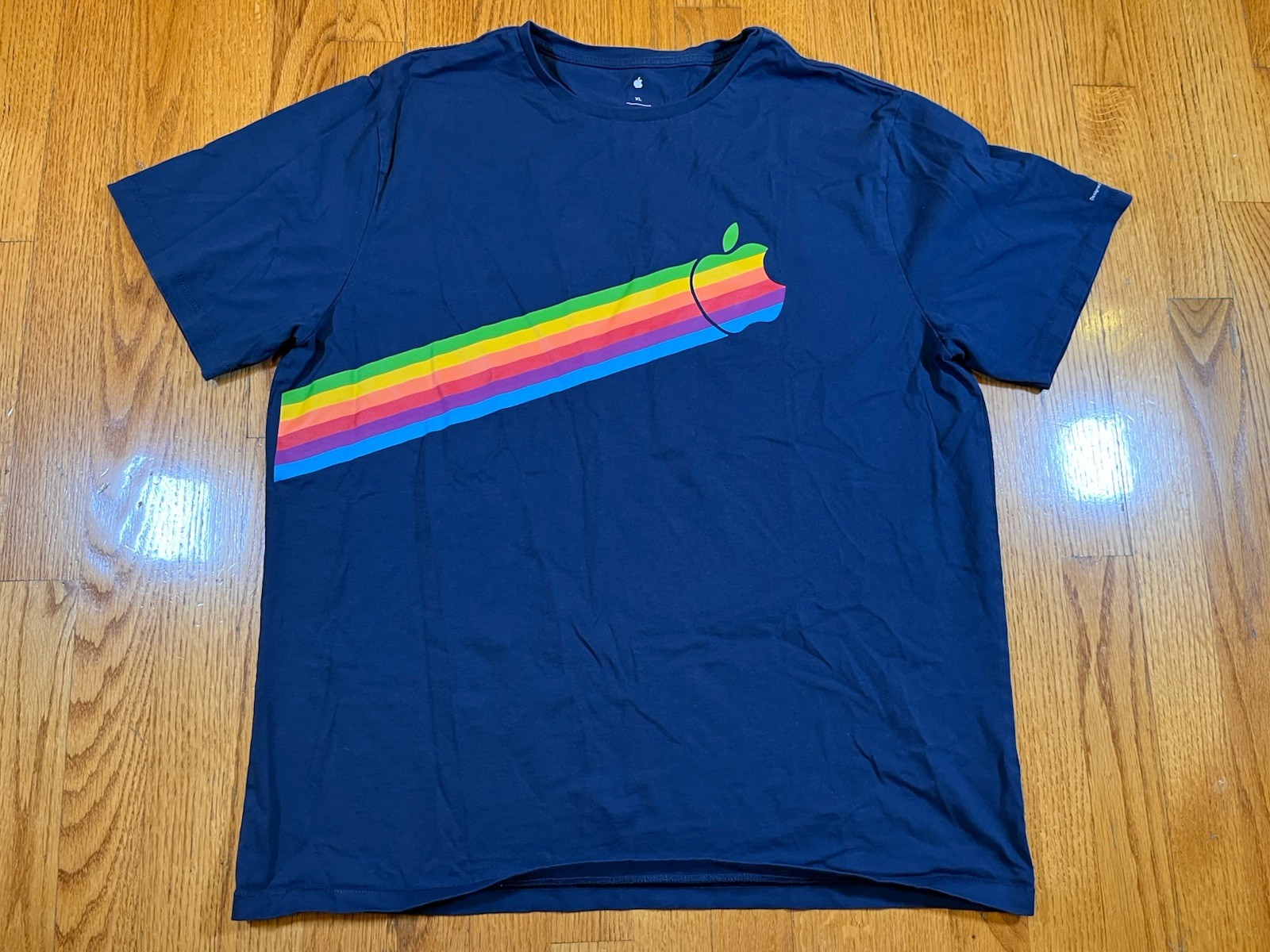 Apple Rainbow Logo T-Shirt Blue XL Cupertino HQ ONLY Extra Large MAC Classic Tee