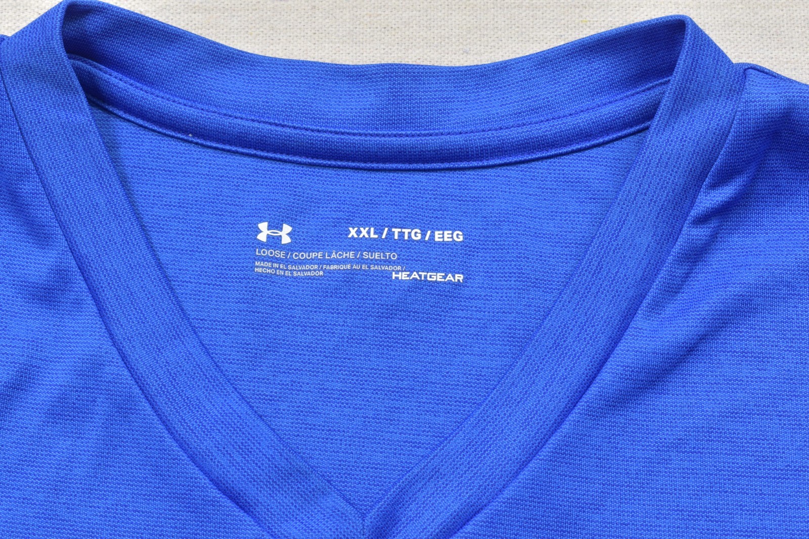 Under Armour HeatGear Men's XXL Blue Short Sleeve V-Neck Loose Fit Workout Tee gallery