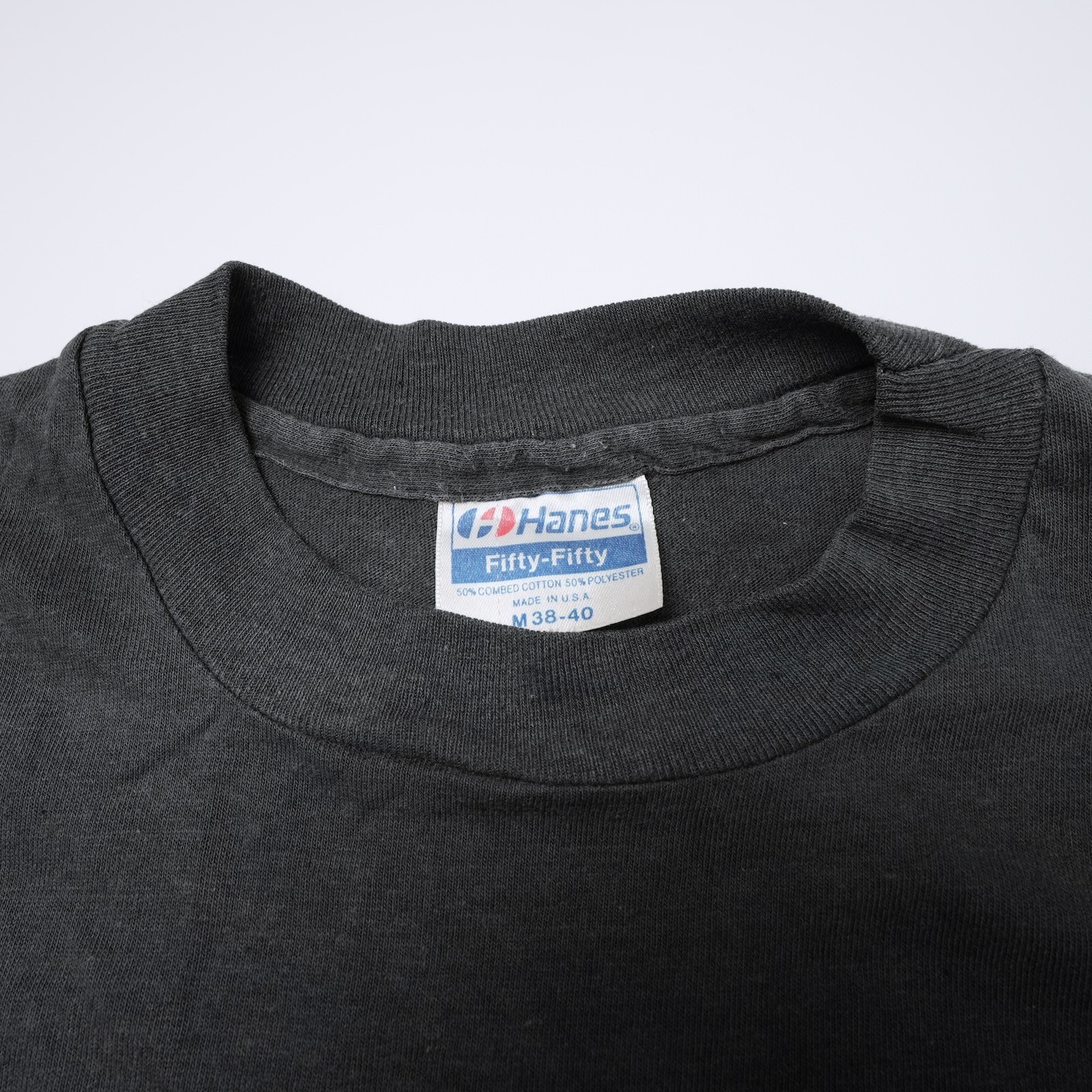 Vintage US Army Fort Jackson Tank Hill T Shirt Mens Medium 80s Military PT Hanes gallery