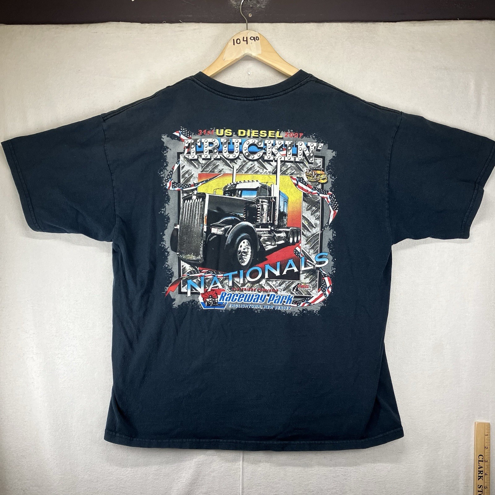 Vintage American Y2K Trucker Semi Truck T Shirt Mens XL 2017 Truckin' Natinals gallery