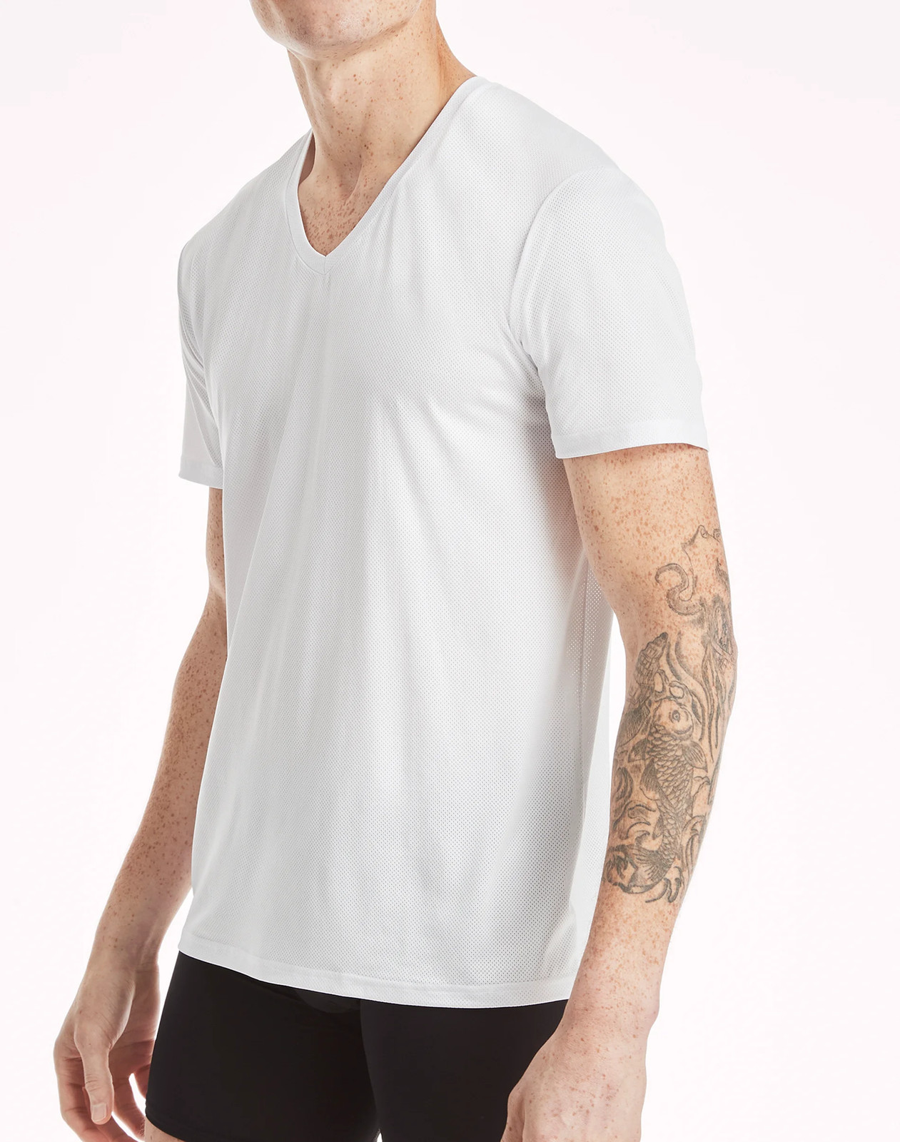 Hanes V-Neck Undershirt 4-Pack T-Shirt Short Sleeve Ultimate Men's X-Temp Mesh gallery