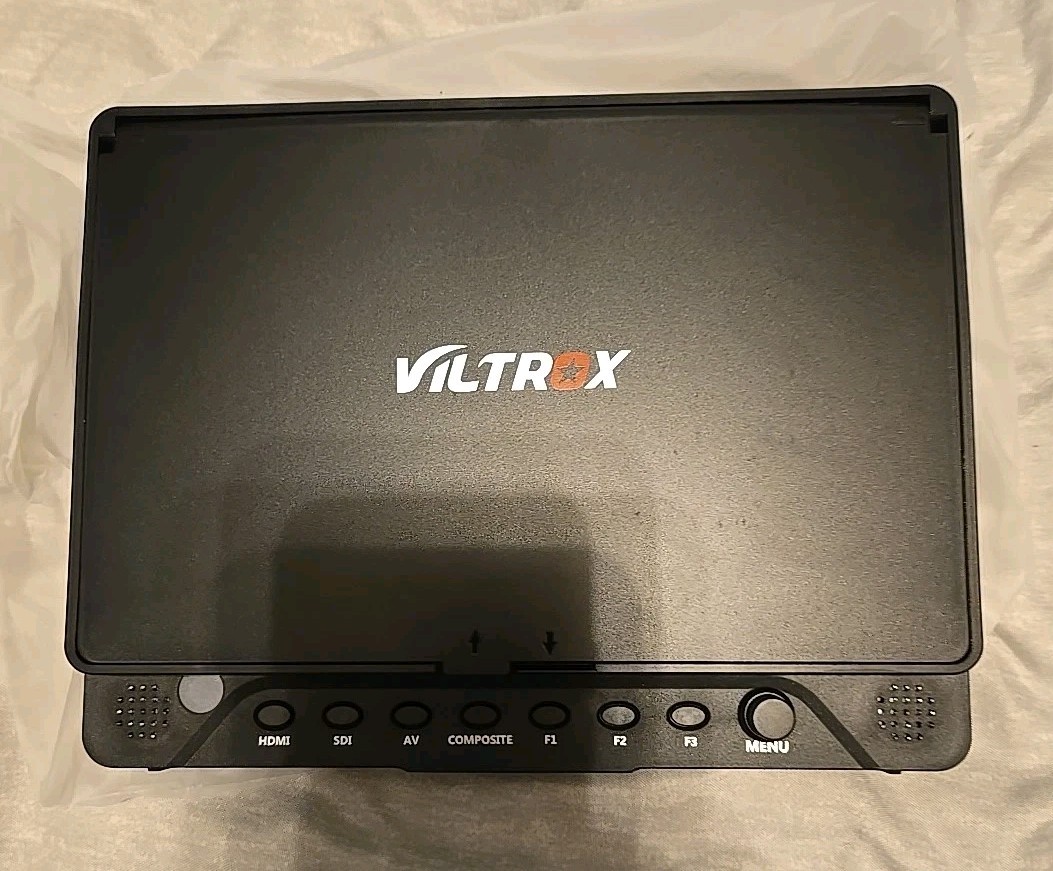 VILTROX DC-70 EX 4K 7 inch Camera Video Field Monitor HDMI AV with Sunshade Hood