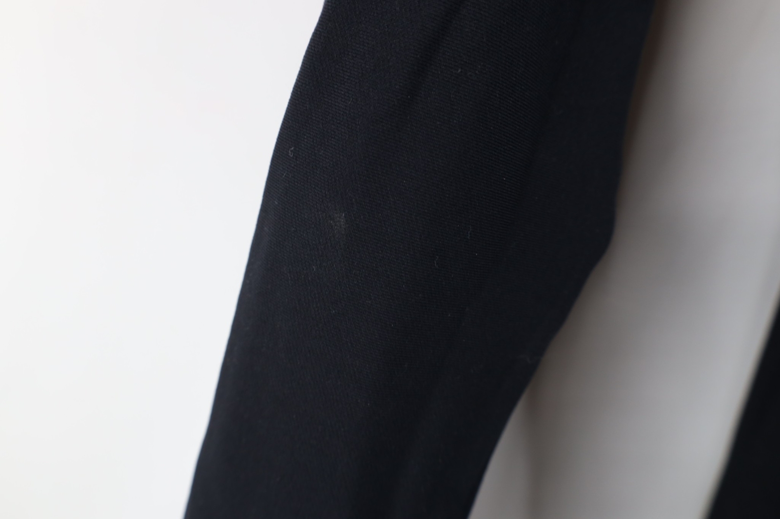 Under Armour Mens Medium Distressed ColdGear Compression Mock Neck T-Shirt Black gallery