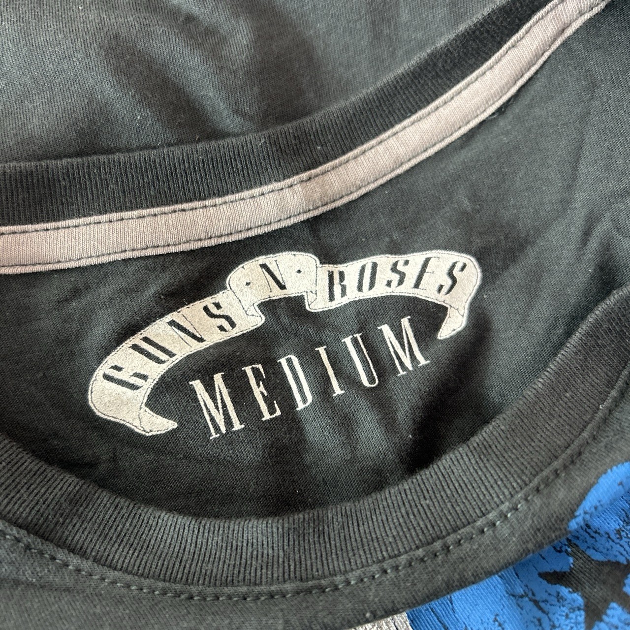 Guns N Roses Flag Mens T Shirt M Medium Washed Black Brand New With Tags 2010 gallery