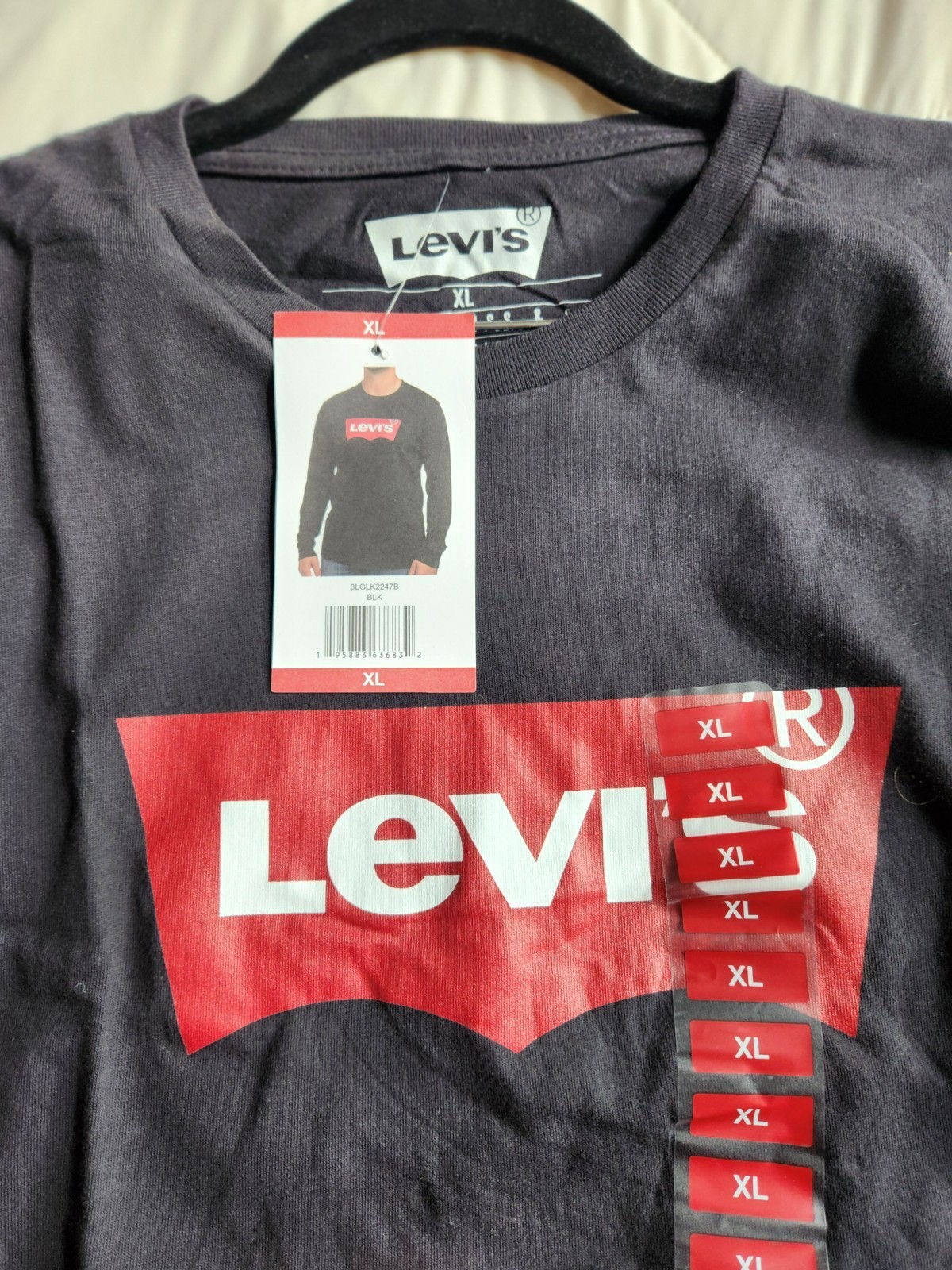 Levi's Men's Black Long Sleeve Graphic Logo Crew Neck T-Shirt XL 3LGLK2247B gallery