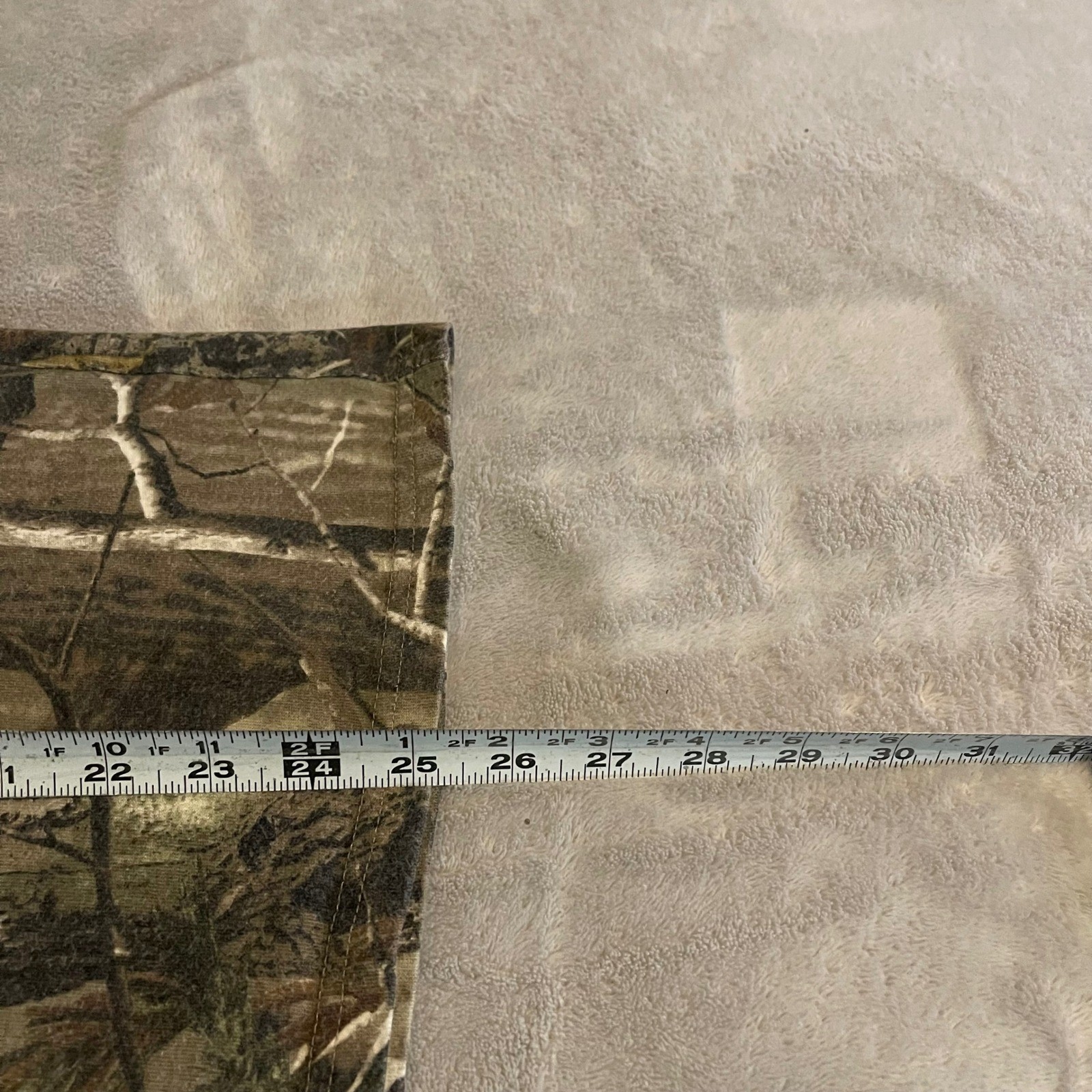 Realtree Mens XL Long Sleeve Pocket T-Shirt Camo Hunting Fishing AP Pattern Y2K gallery