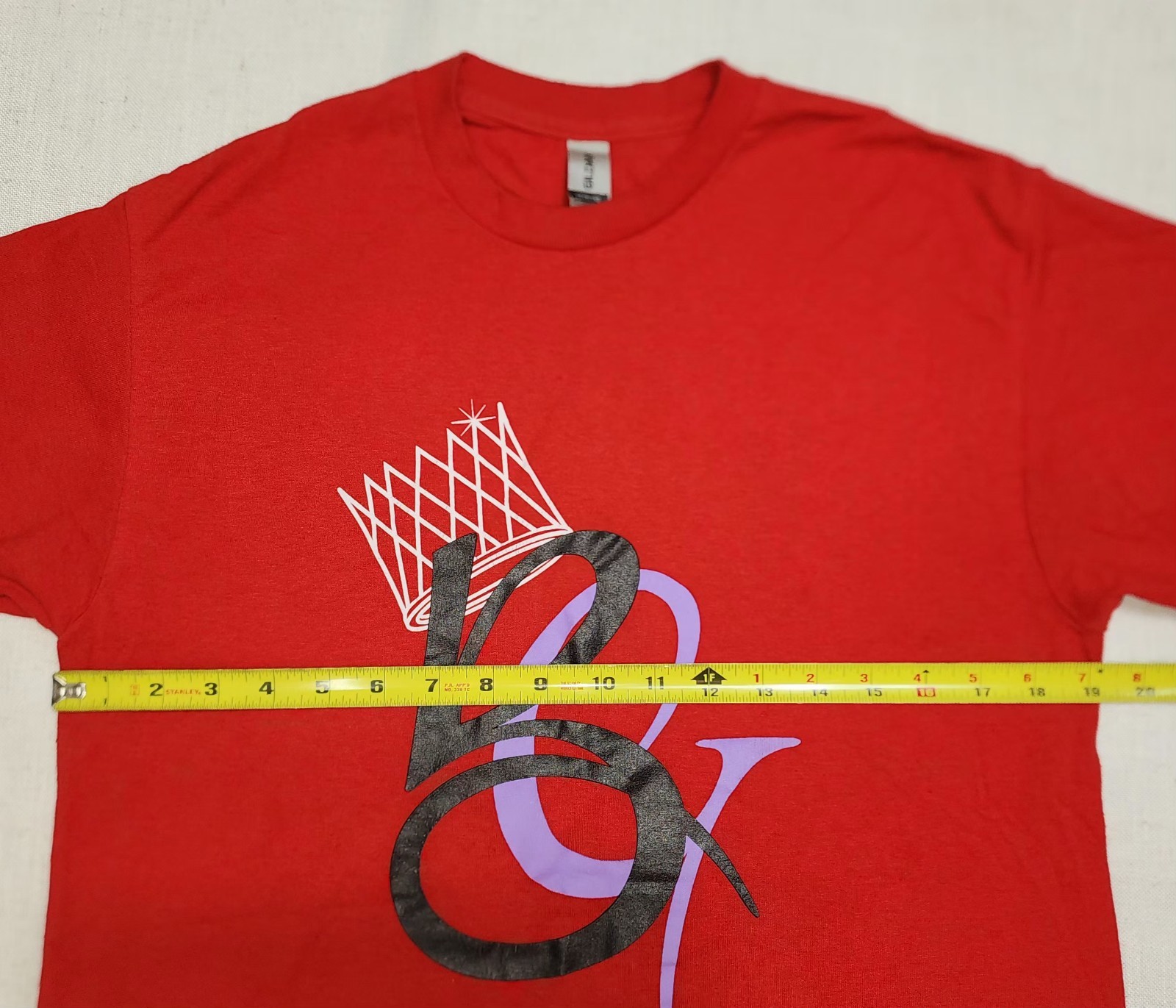 Gildan M Red Crew Neck Tee T-Shirt BG Crown Graphic Print Short Sleeves gallery