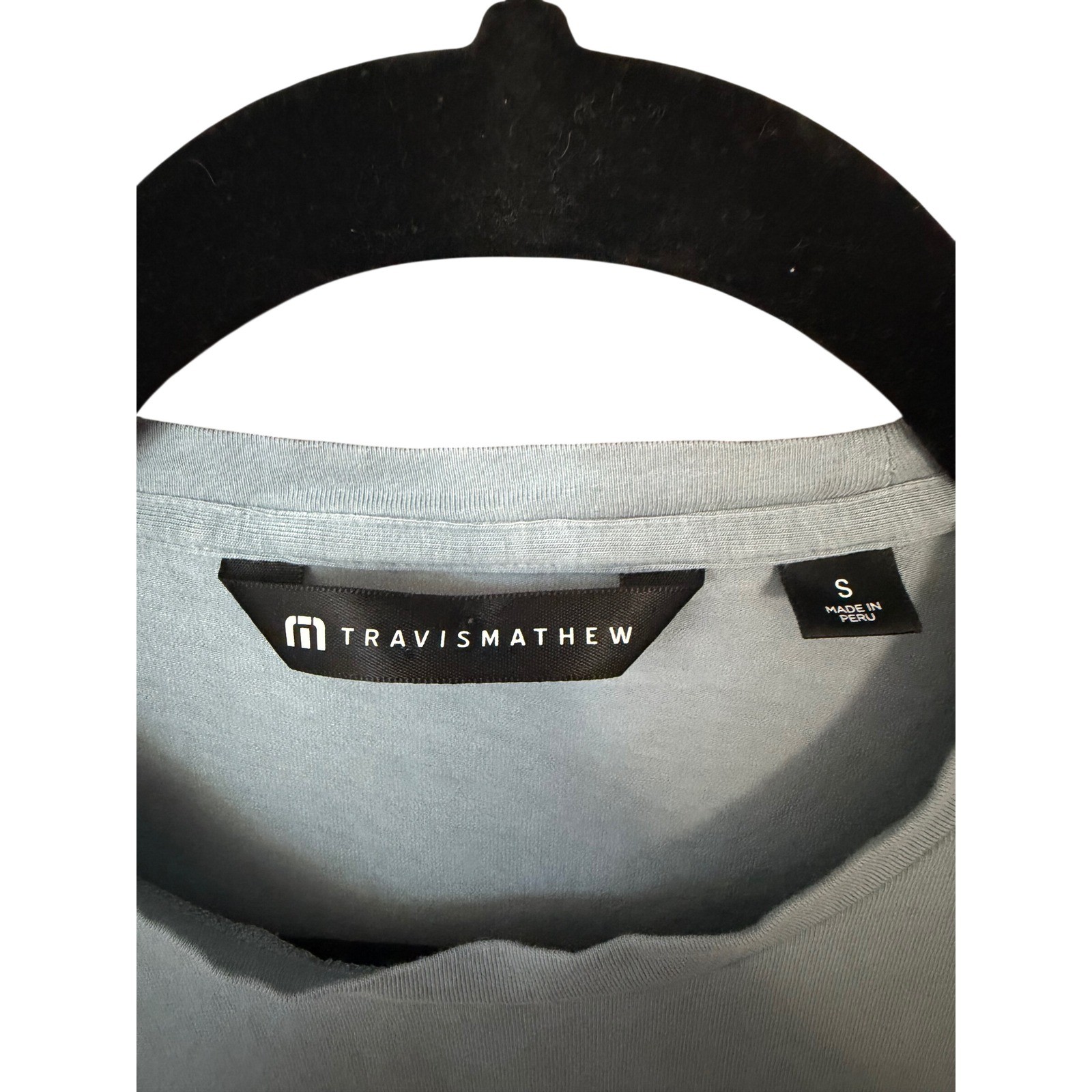 TravisMathew Mens Small Light Blue Gray Short Sleeve Crew Neck T-Shirt gallery