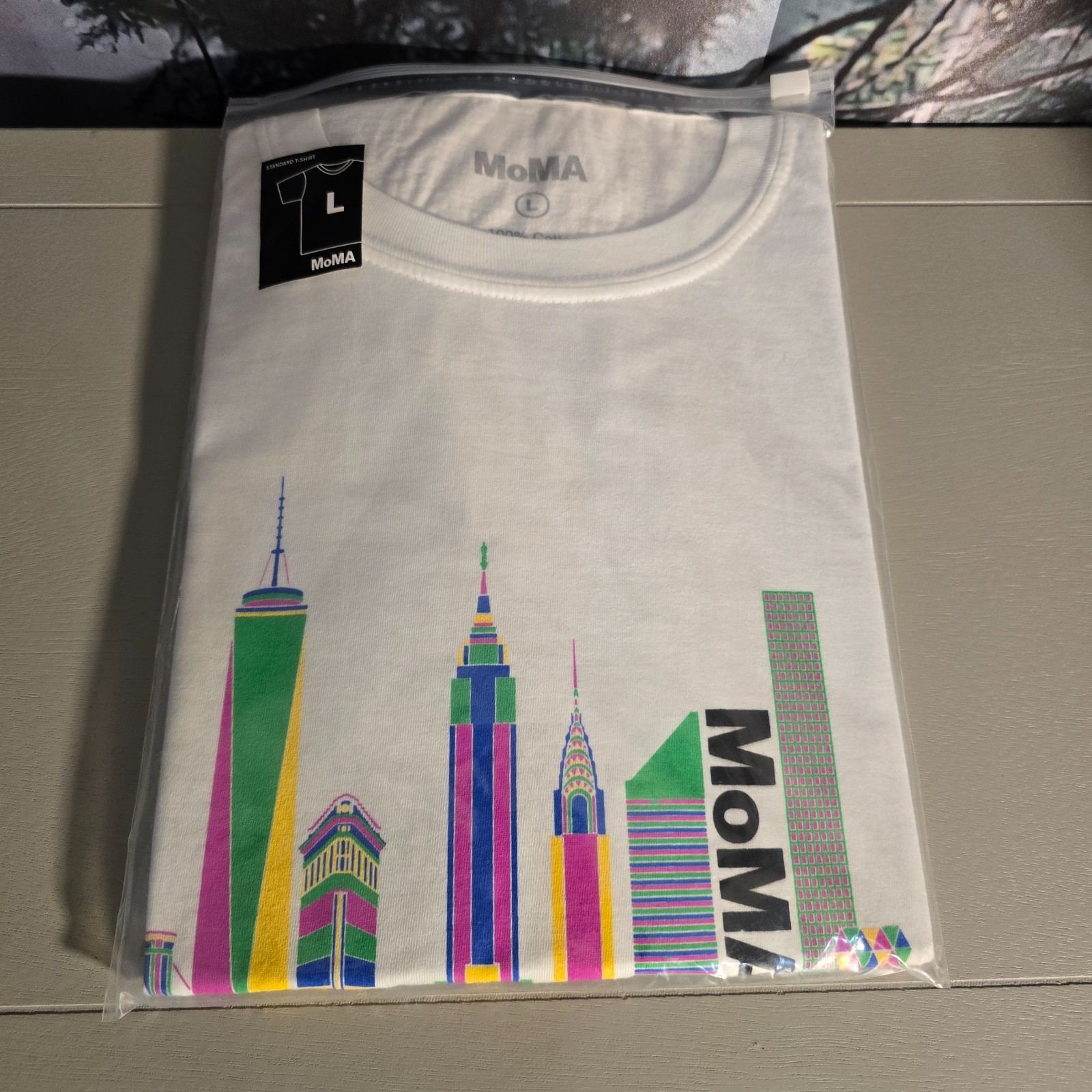 MoMA NYC Skyline T Shirt Mens Large White Museum of Modern Art Graphic Tee gallery