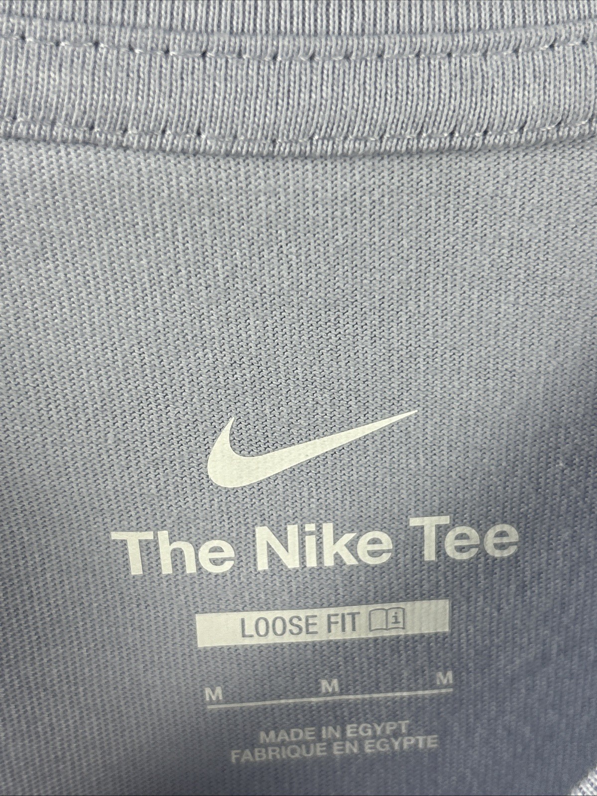 Nike Mens Loose Fit The Nike Tee Running T Shirt Medium Light Purple HV4152 057 gallery