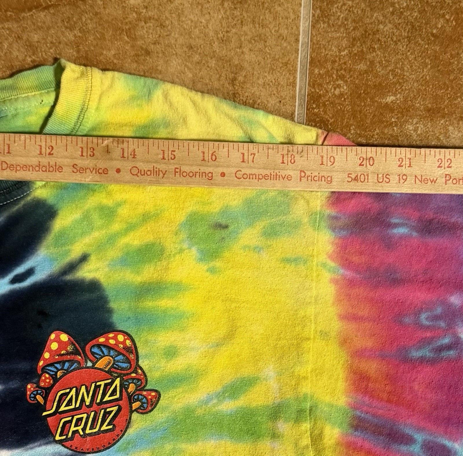 Santa Cruz Skateboards Tie Dye Short Sleeve Tee Shirt Graphic Print Mushrooms LG gallery