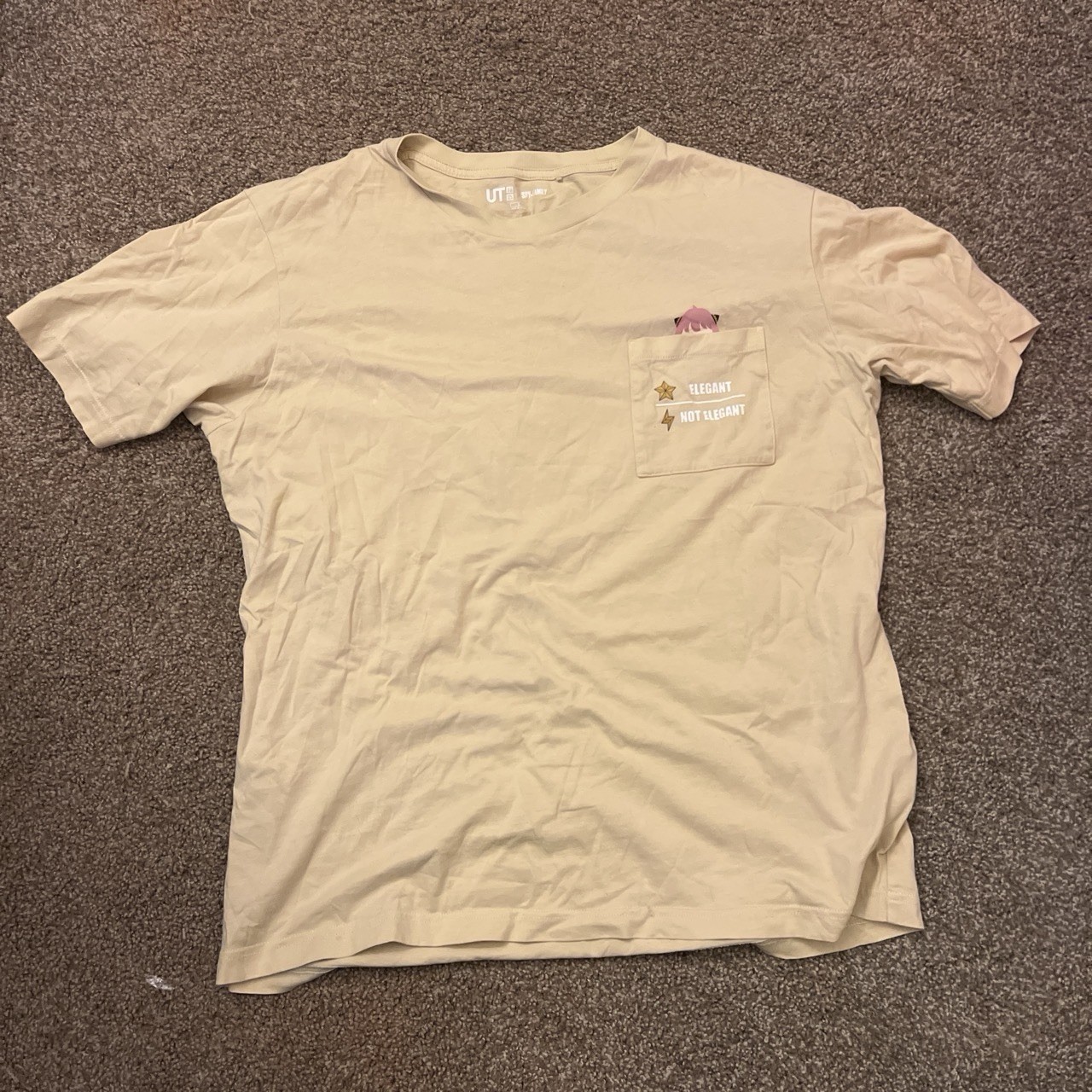 UT SpyxFamily Beige T-Shirt Anya Pocket