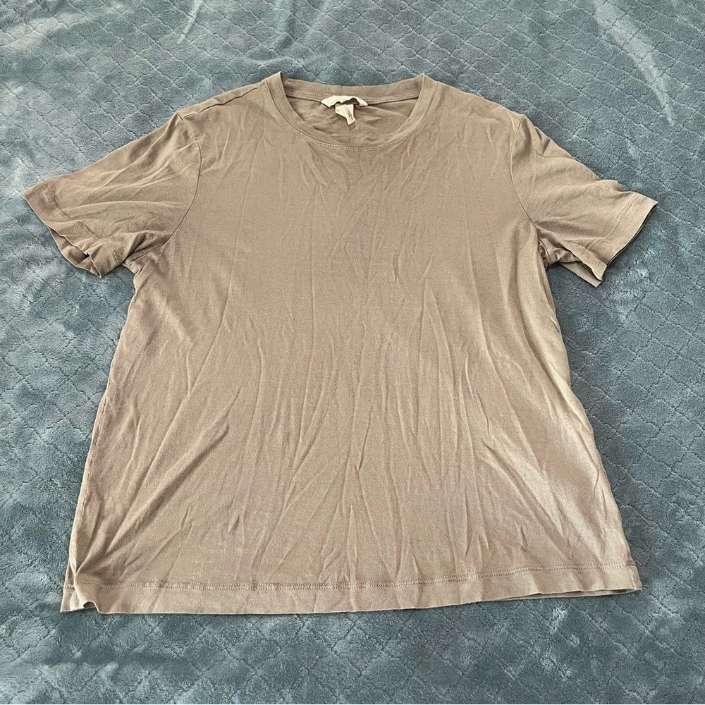 H&M Tan silk blend Short Sleeve Tee M
