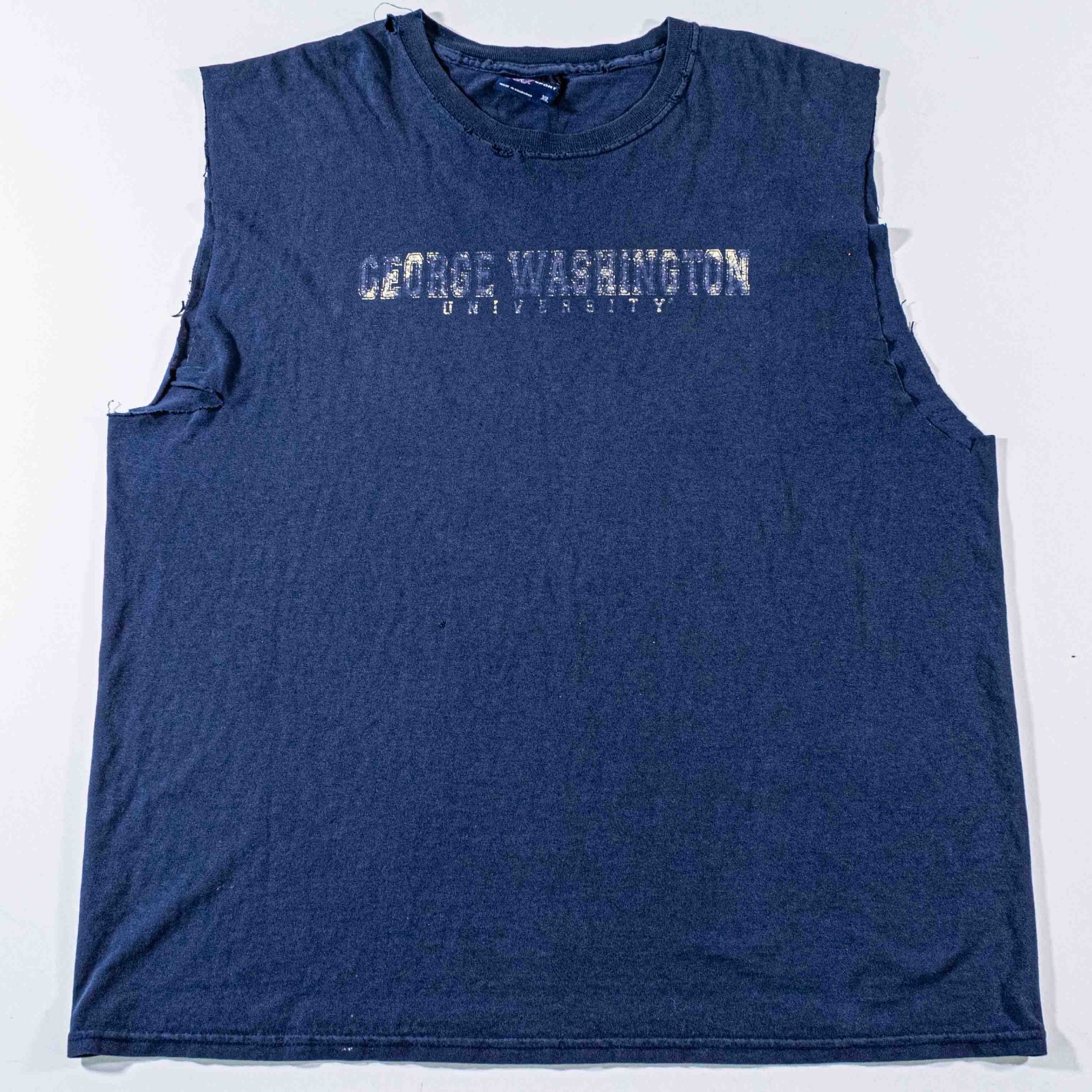 VTG George Washington University Sleeveless T Shirt XL MV Sport Y2K Distressed gallery