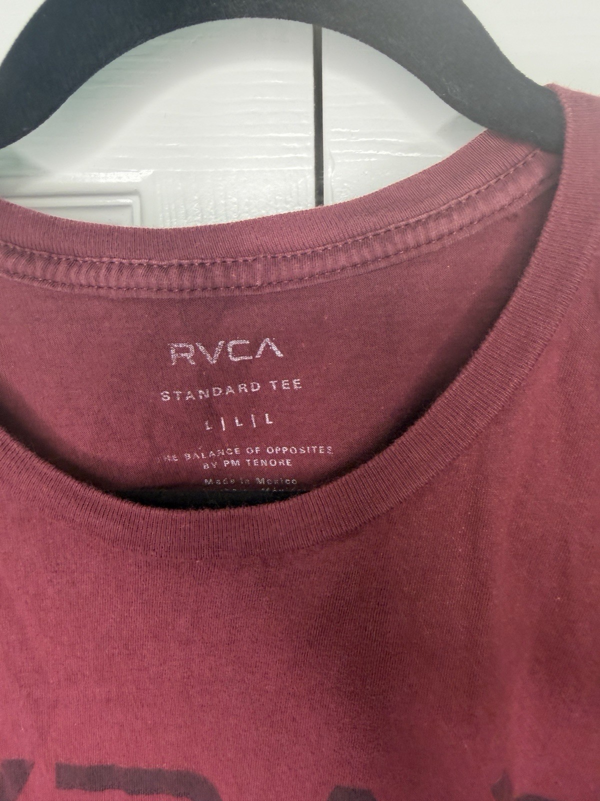 RVCA Standard Tee Men's L Burgundy Cotton Regular Fit Graphic Logo Crew T-Shirt gallery
