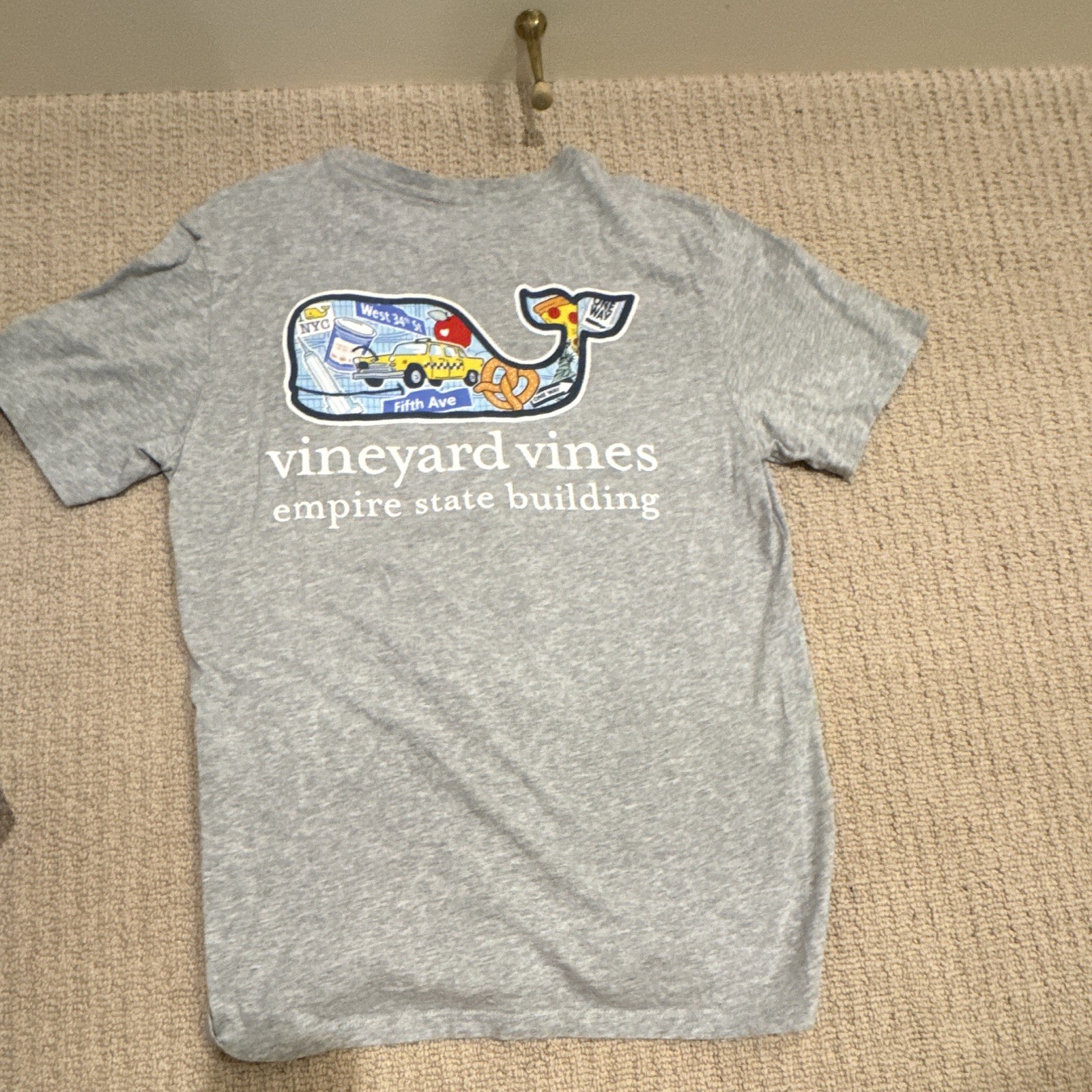 Vineyard Vines Men's Gray Pocket T-Shirt NYC Empire State Building S Cotton gallery