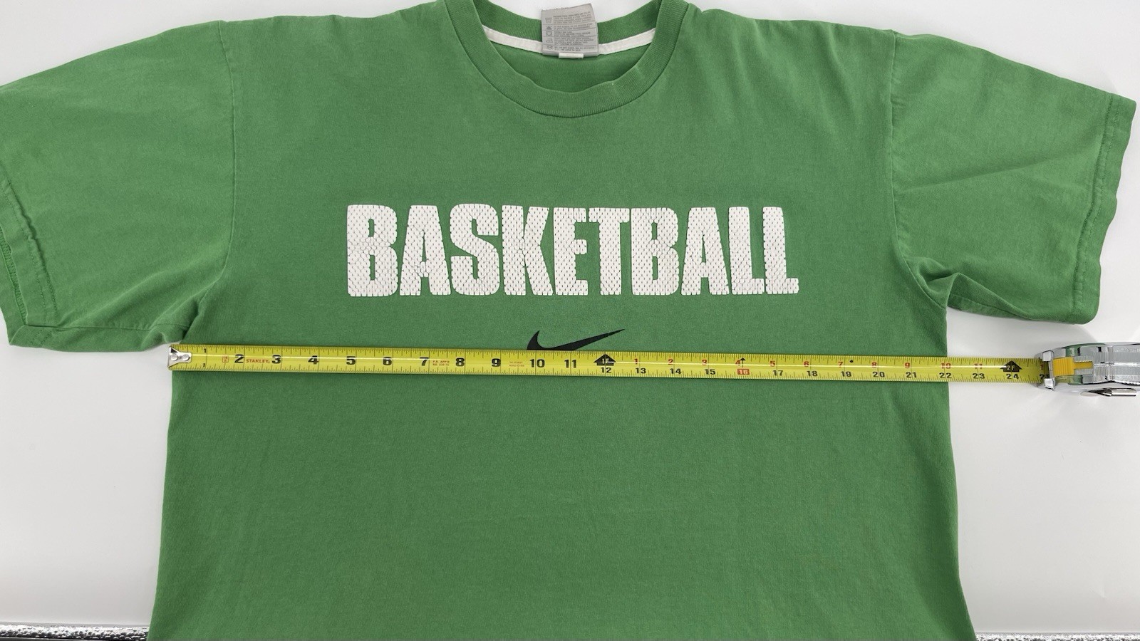 Nike Basketball Graphic T Shirt Green Short Sleeve Men’s XL Athletic Tee gallery