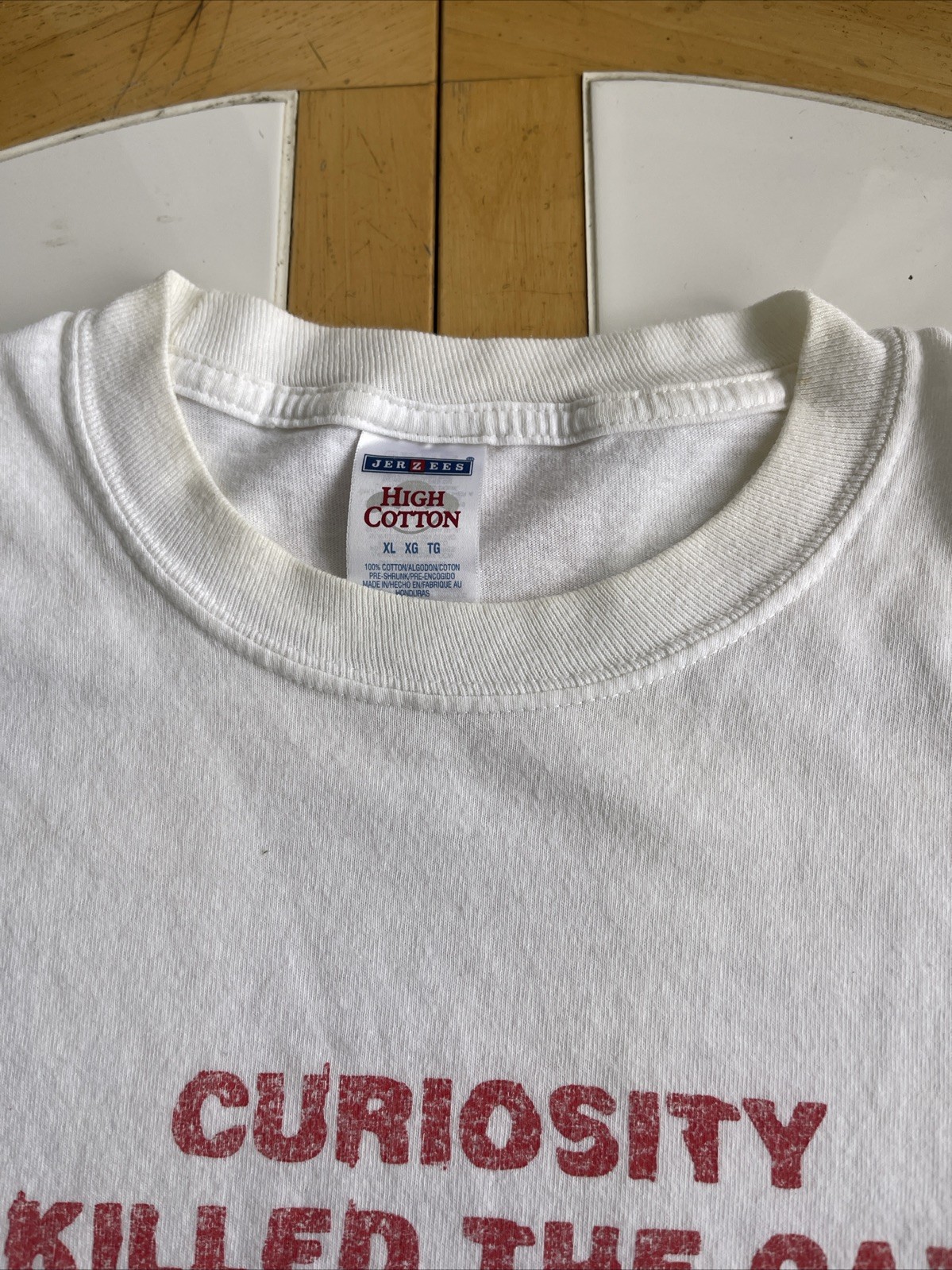 Curiosity Killed The Cat T Shirt XL Humor Funny Novelty Cat Person Vintage 90s gallery