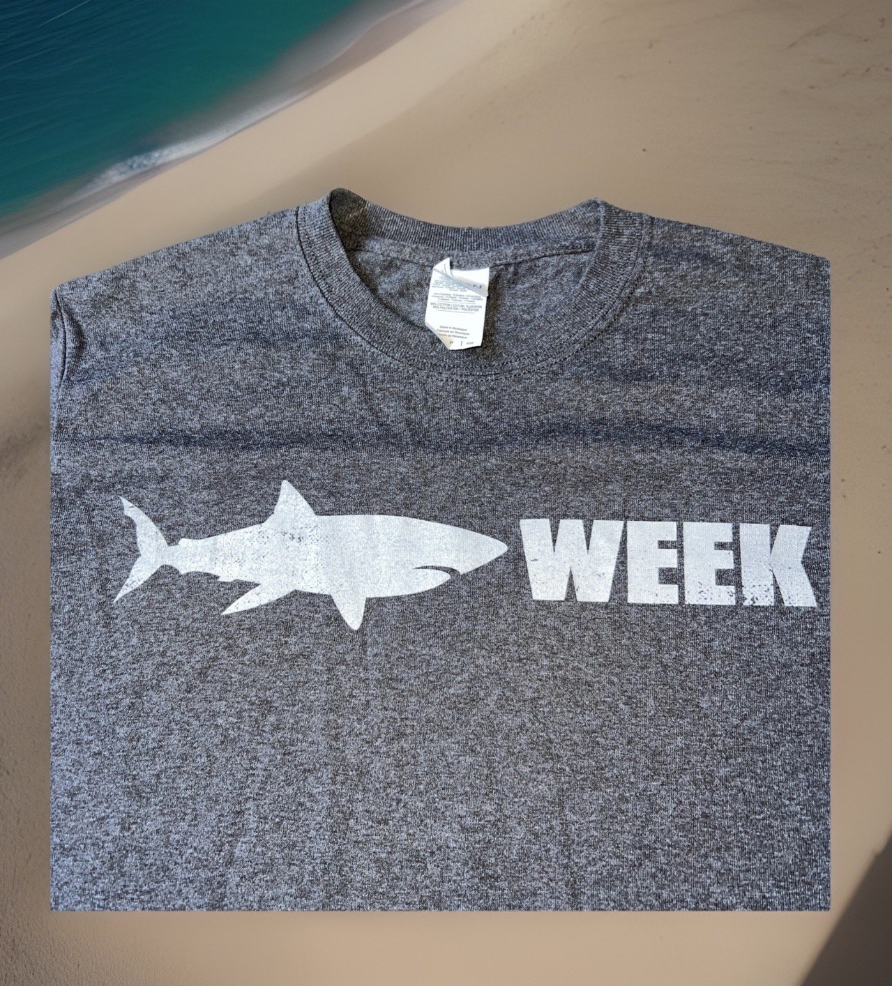 Rare Discovery TV Channel Shark Week ‘Fill In Blank’ Promo Shirt Small Gray New