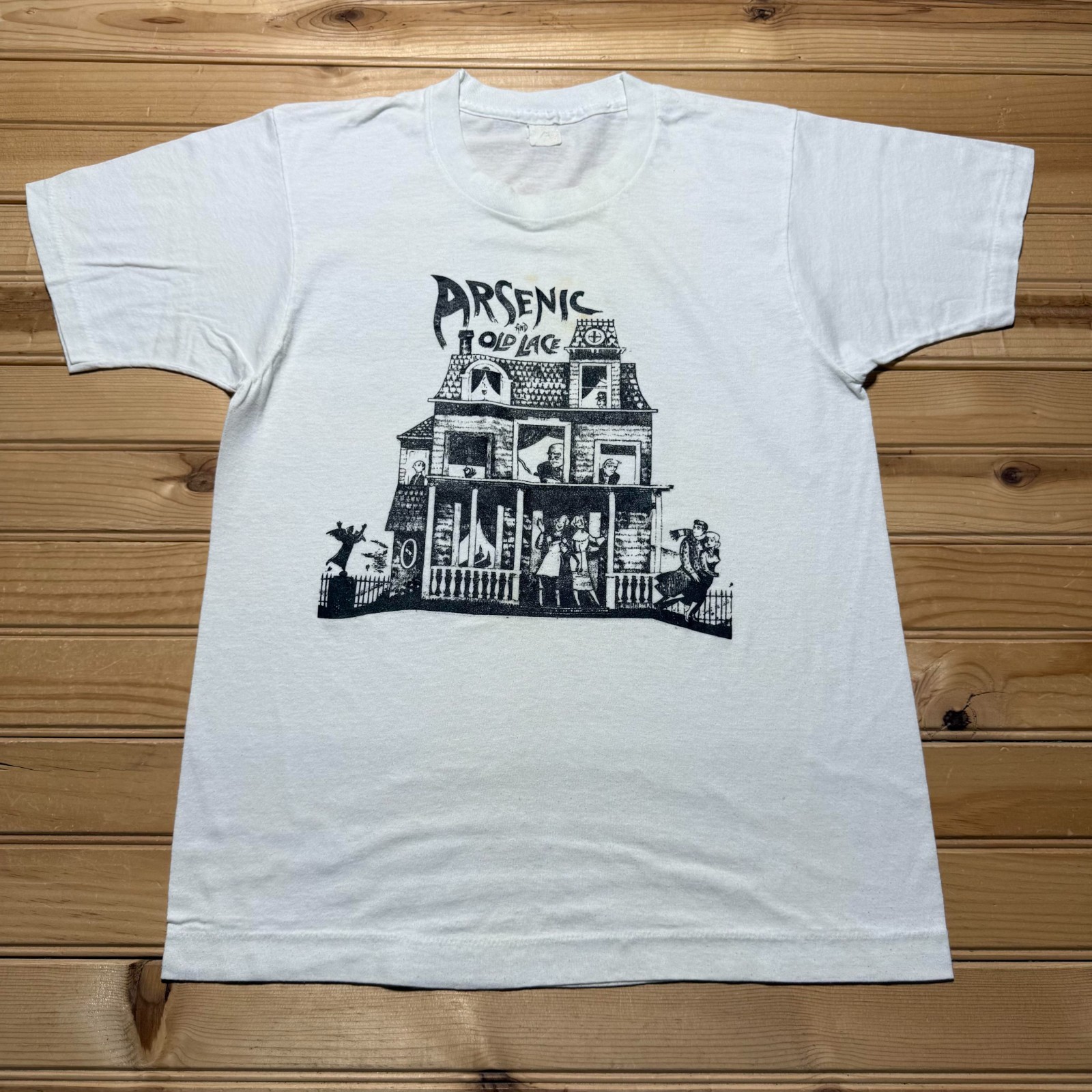 Vintage 80s Arsenic And Old Lace Movie Film Comedy Play Graphic T-Shirt - Small gallery